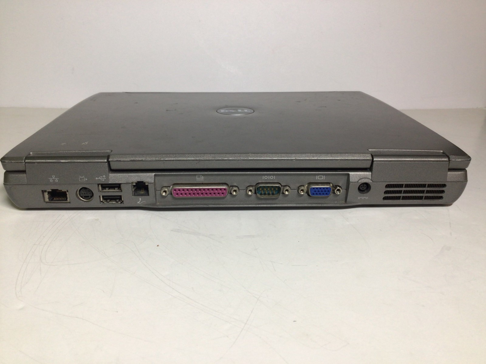 Dell Latitude D610 w/ Pentium M 1.86GHz, 2GB DDR2 RAM, 40GB HDD – No Charger/OS