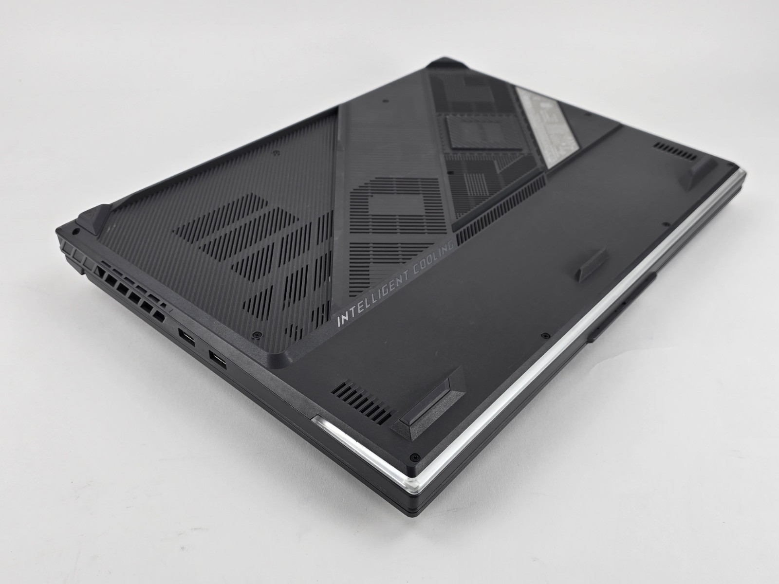 ASUS ROG Strix G18 QHD+ 240Hz (Core i9-14900HX, 32GB, 2TB SSD, RTX 4080) – Used