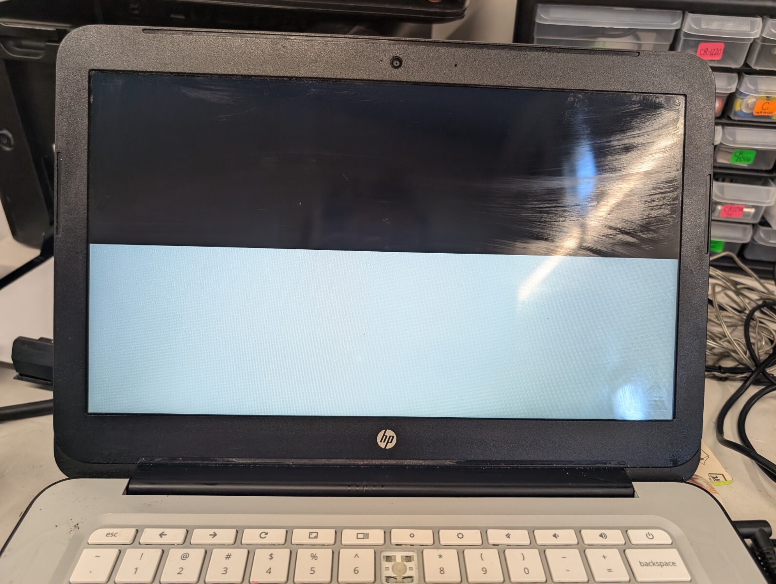 Lot 4 – HP Chromebook 14 G1 (J2L42UA#ABA) Intel Celeron 2955U (1.40GHz) *Read*
