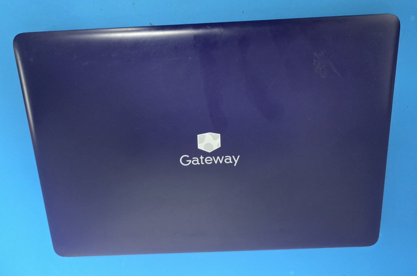 Gateway laptop Model # GTWN141-6 11th Gen Intel I3 3 GHZ, Ram 4GB, 128 SSD L40
