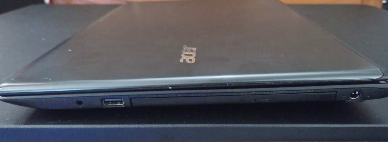 Acer Aspire E5-575-33BM Laptop – UPGRADED RAM – 12GB – NO RESERVE