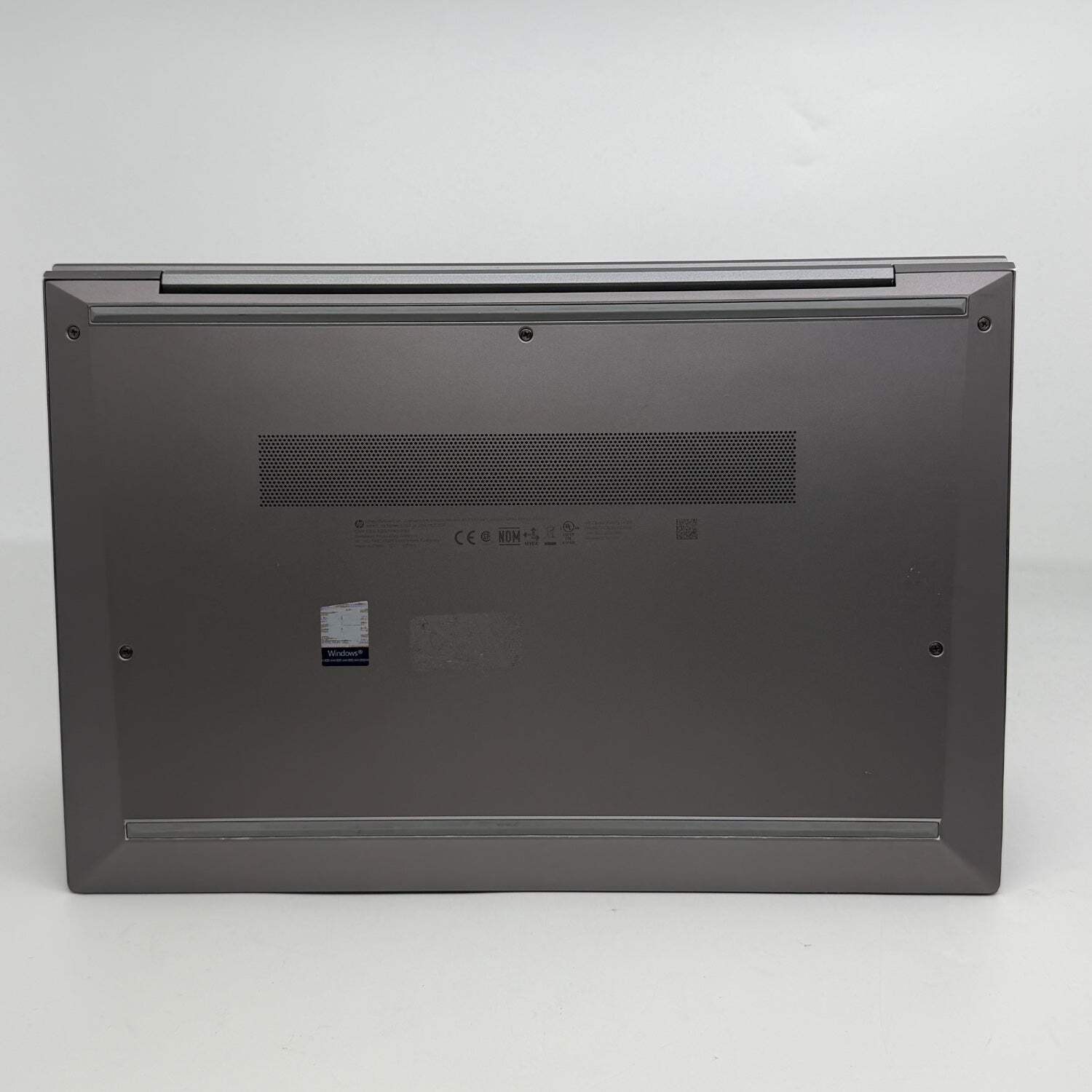 HP ZBook Firefly 14 G8 14″ i5-1145G7 2.6GHz 32GB RAM 256GB SSD