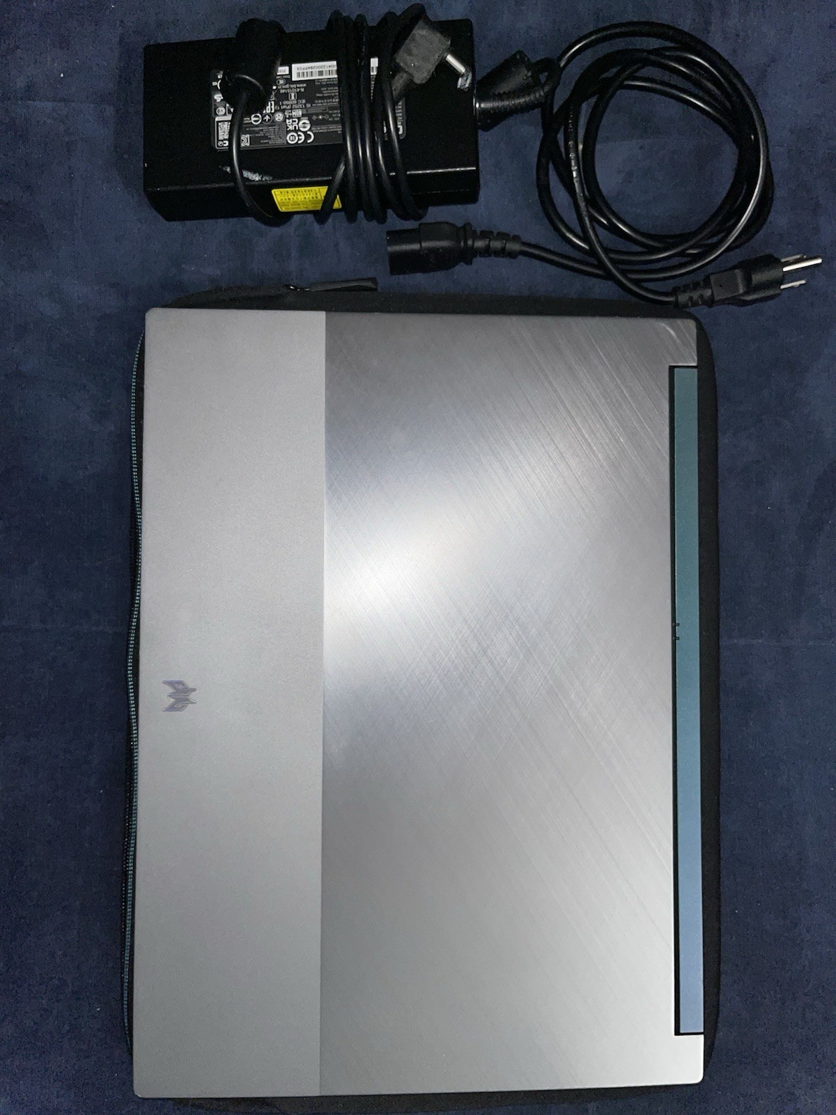 Acer Predator Triton 500 SE gaming laptop | i7-11800H | RTX 3060 | 16GB DDR4 |
