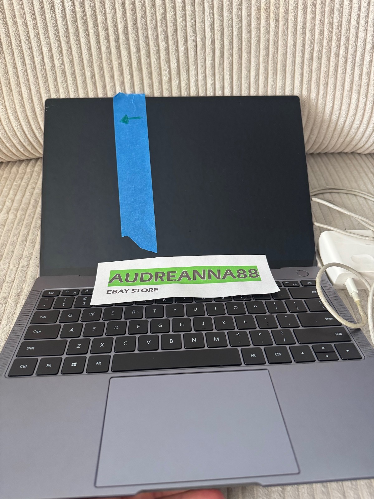 HUAWEE MACH-WX9 8 CPU 16G BRAM 2018/19 Ultra Slim Laptop PRE OWNED Cosmetic