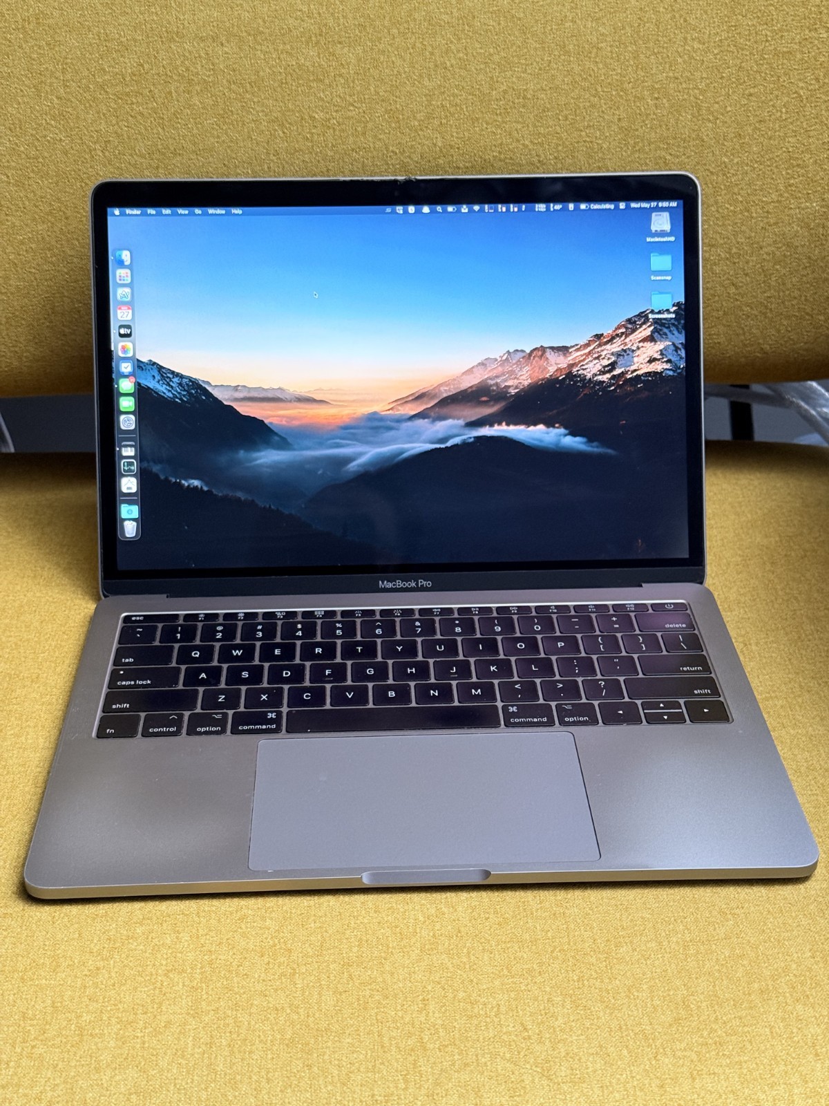 Apple MacBook Pro 13″ 8GB 128GB (Mid 2017) i5-7360U No Touch Bar Silver