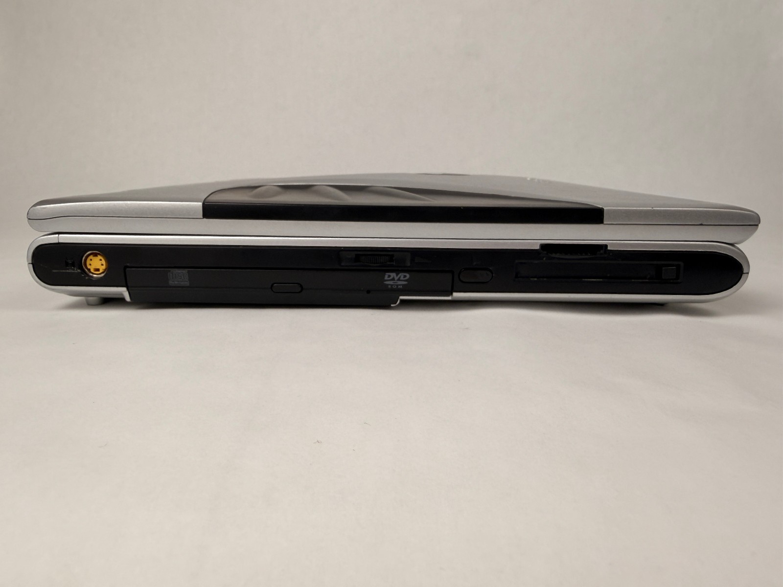 RARE 2004 Alienware Area 51m 766SN0 (Pentium 4, 1GB RAM, 80GB HDD, Win XP)