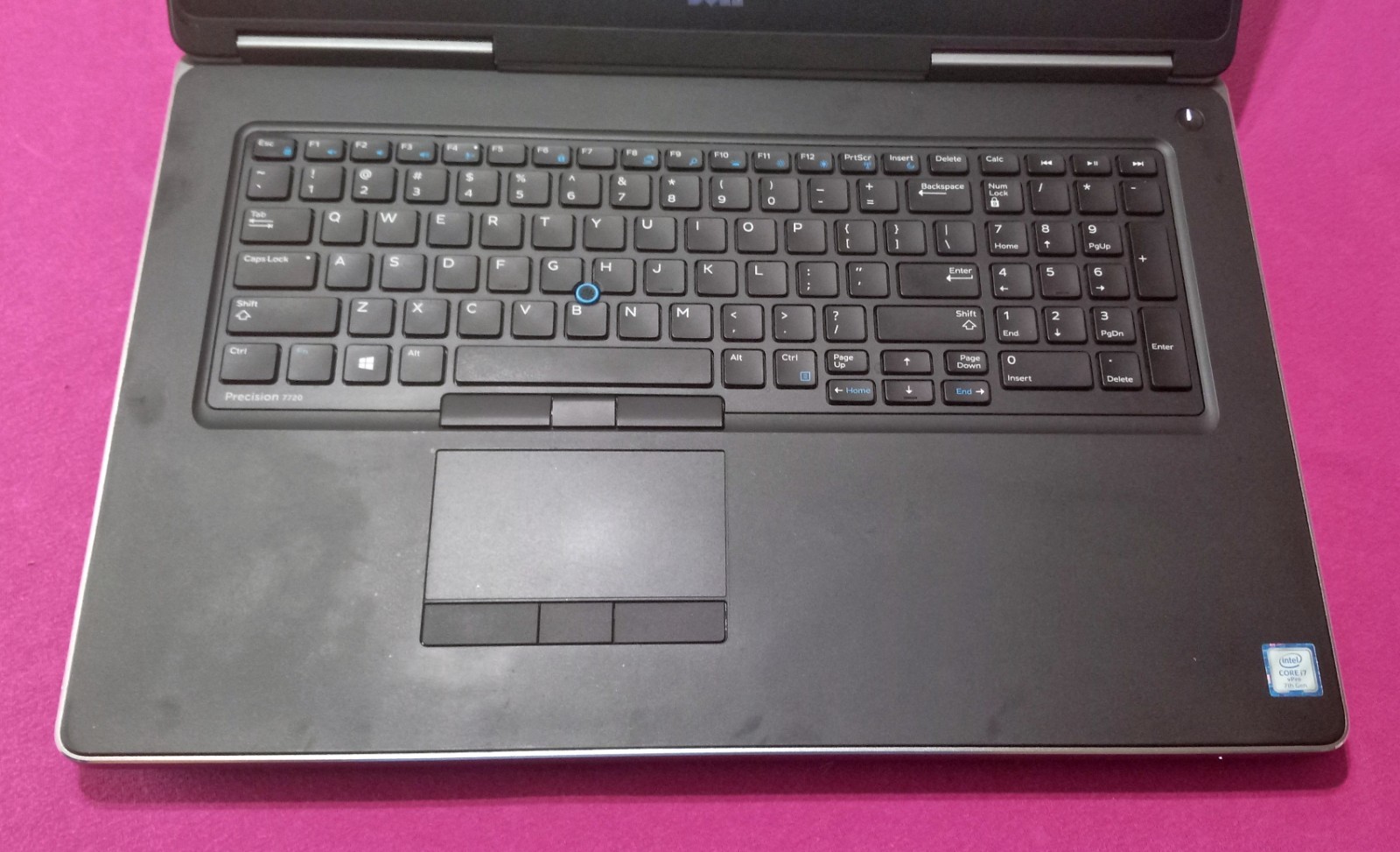 Dell Precision laptop 7720 i7-7820HQ 2.9-3.9Ghz 16GB 512GB NVIDIA “P5000” AX200