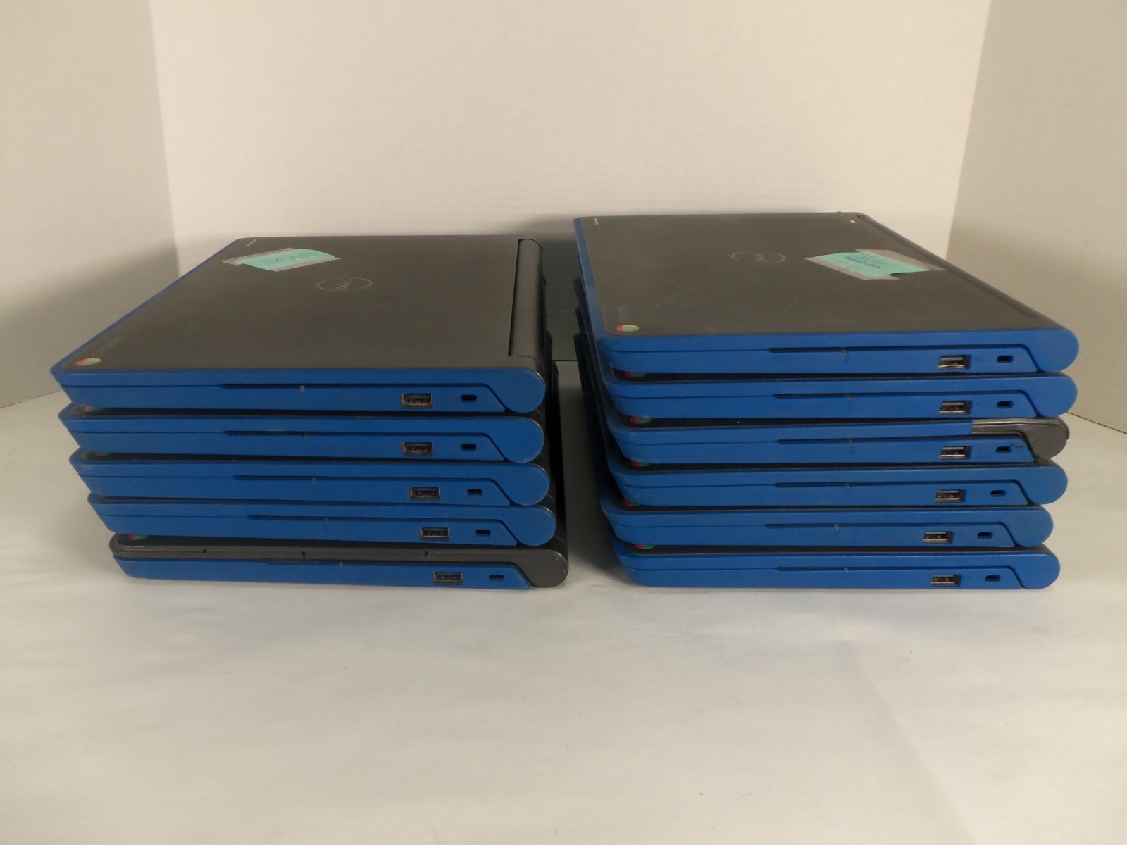 Lot of 11 Dell Chromebook 11 Laptops 11.6″ 4GB RAM Intel Celeron N2840 2.16GHz D