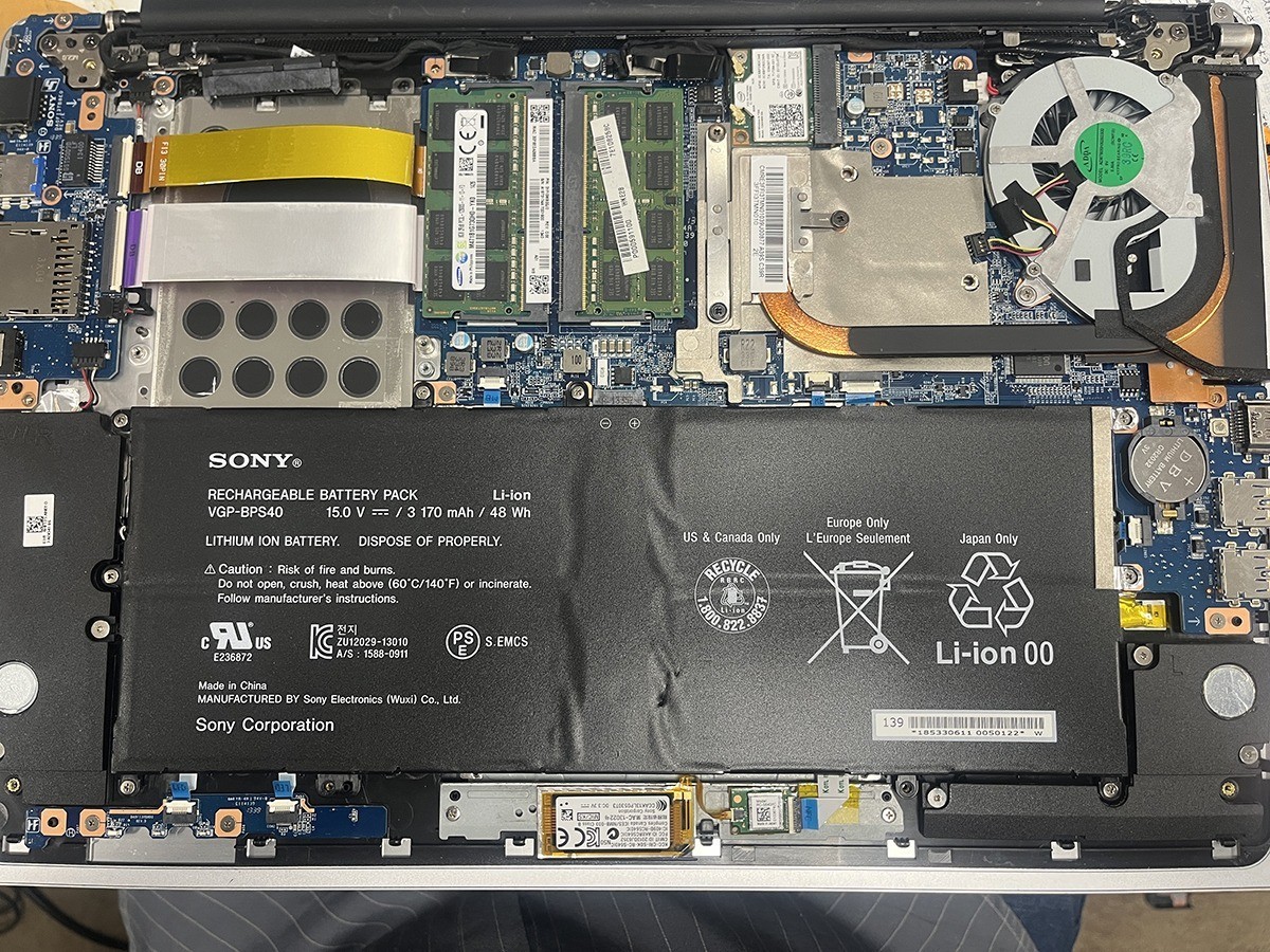 Sony VAIO Fit 15A SVF15N18DJS i7-4500U 16GB No HDD BIOS OK As-Is Junk