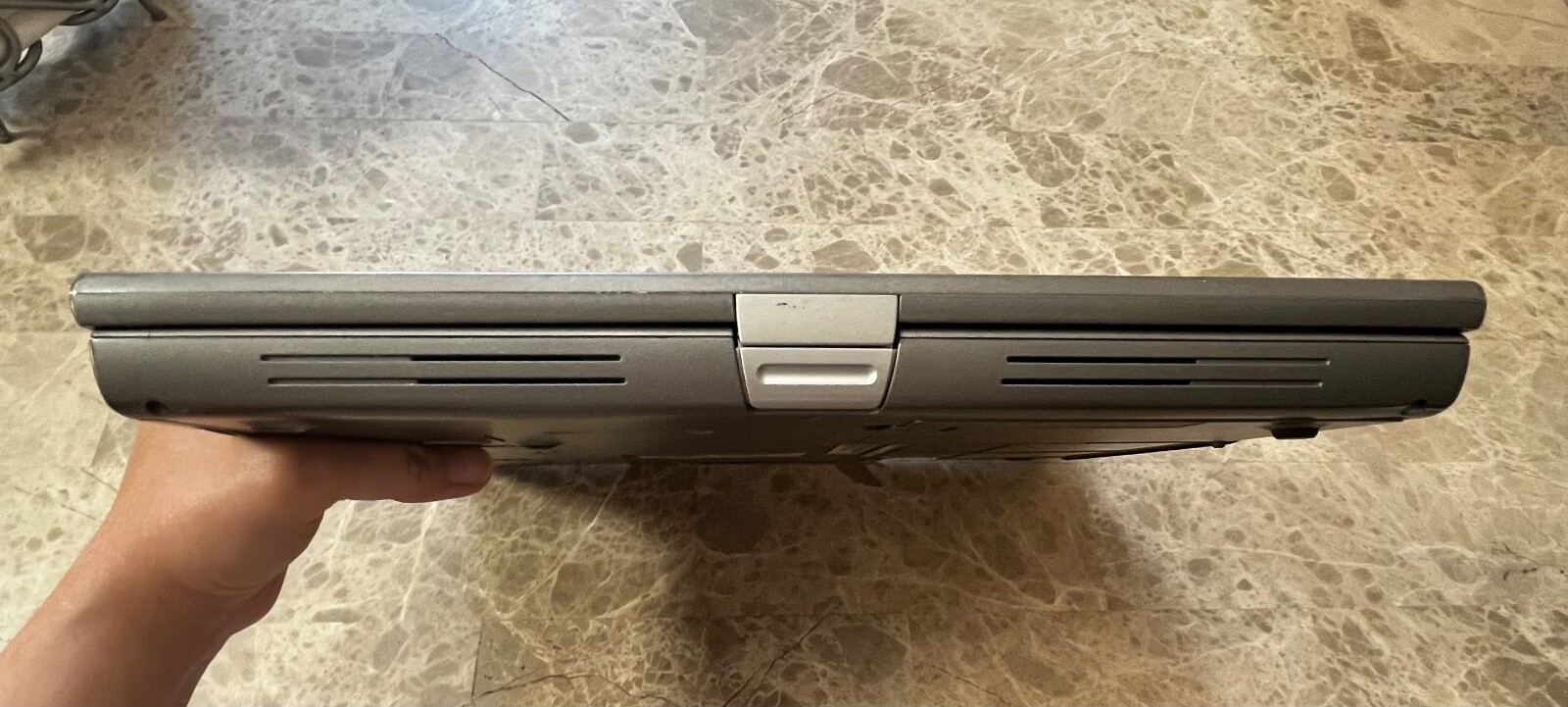 DELL Latitude D600; Windows XP, in Gray. TESTED & WORKS! In Excellent Condition!