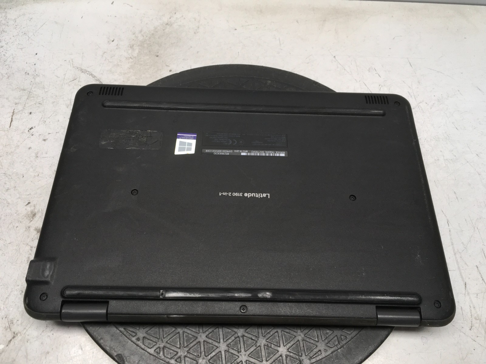 Dell Latitude 3190 2-In-1 Intel Celeron N4100 1.1GHz 4 GB NO HDD BIOS locked