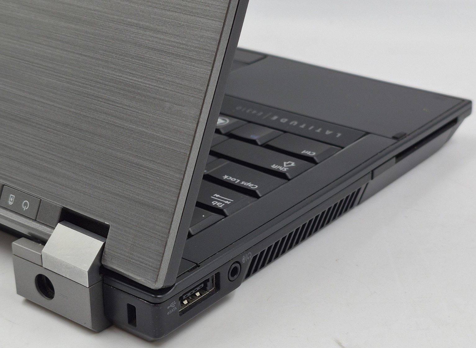 Dell Latitude E4310 Laptop i5-M520 2.40GHz 4GB RAM 500GB HDD No OS – No Battery