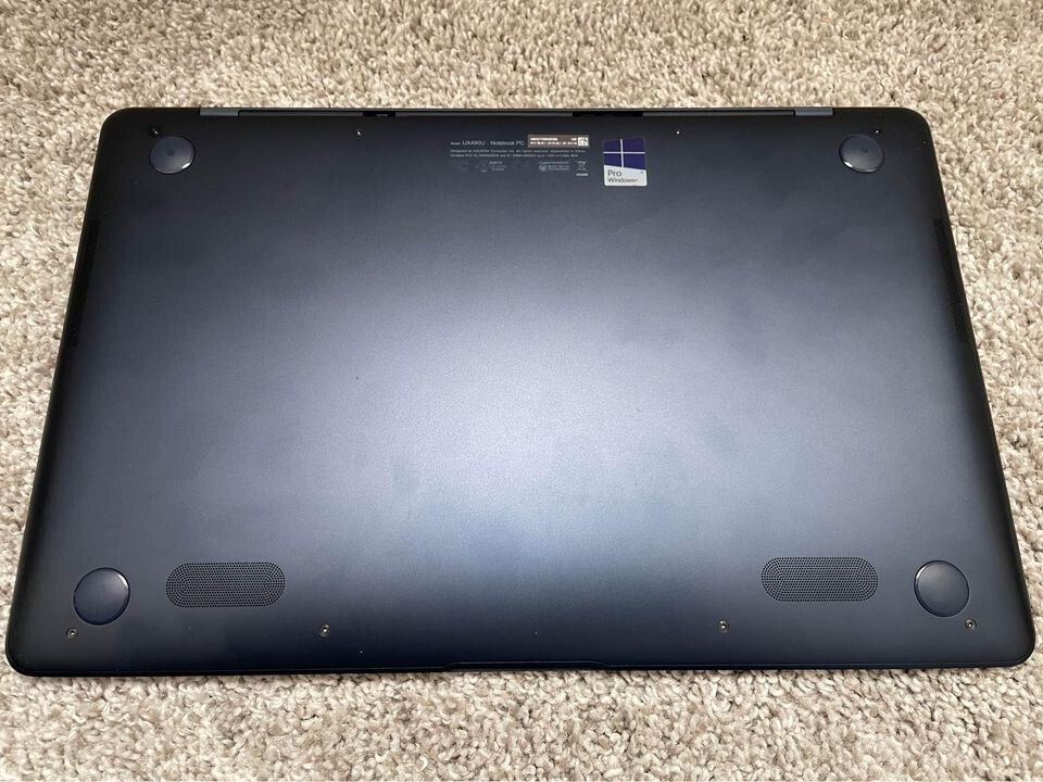 Asus Zenbook UX490UA-XS74-BL 14″ Glossy Laptop Intel i7-7500u 2.7GHz 512 GB W10