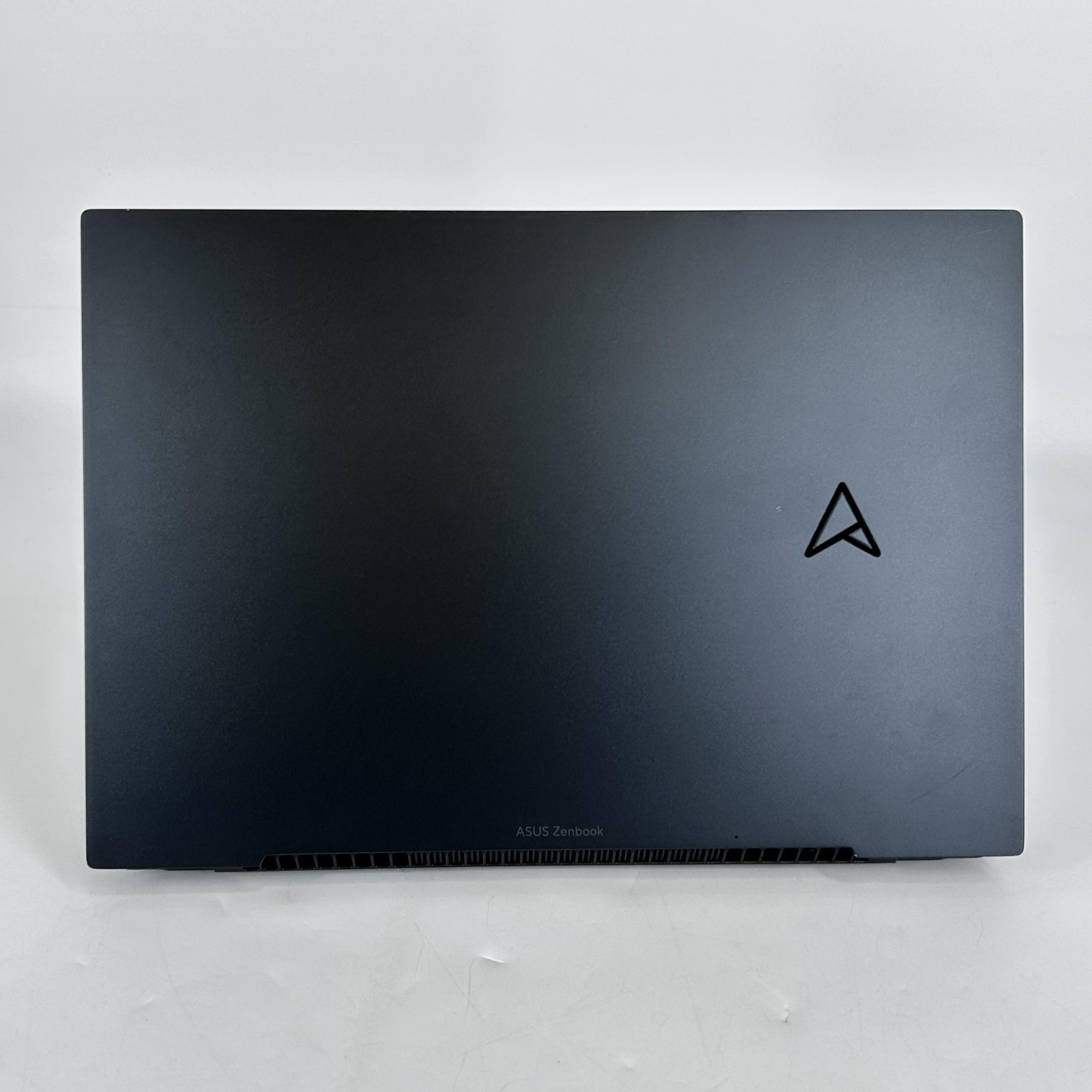 Asus Zenbook Pro 14 QHD+ 120Hz TOUCH 2.6 GHz i9-13900H 32GB 1TB SSD RTX 4060