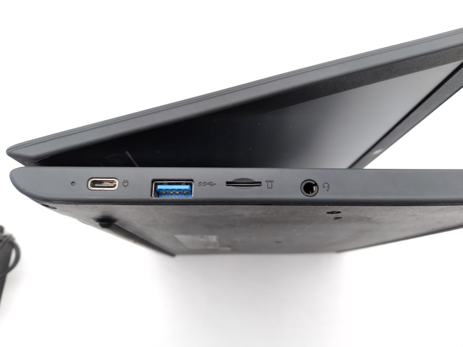 Lenovo Chromebook 100e 81ER 11.6″ Celeron N3350 1.10 GHz 4 GB RAM 16 GB SSD
