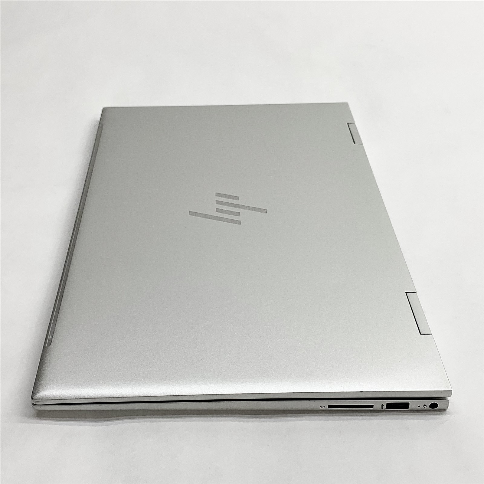 HP Envy 15-es2003ca Laptop i7 1260P 2.10GHZ 15.6″ Touch FHD 16GB 512GB Win 11