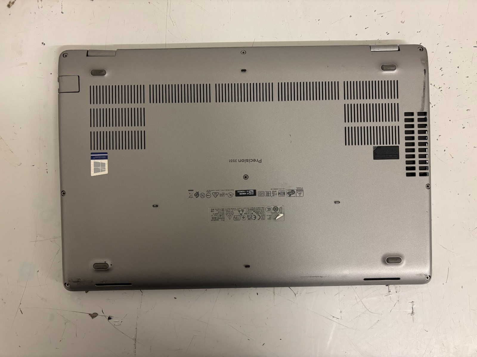 Dell Precision 3551