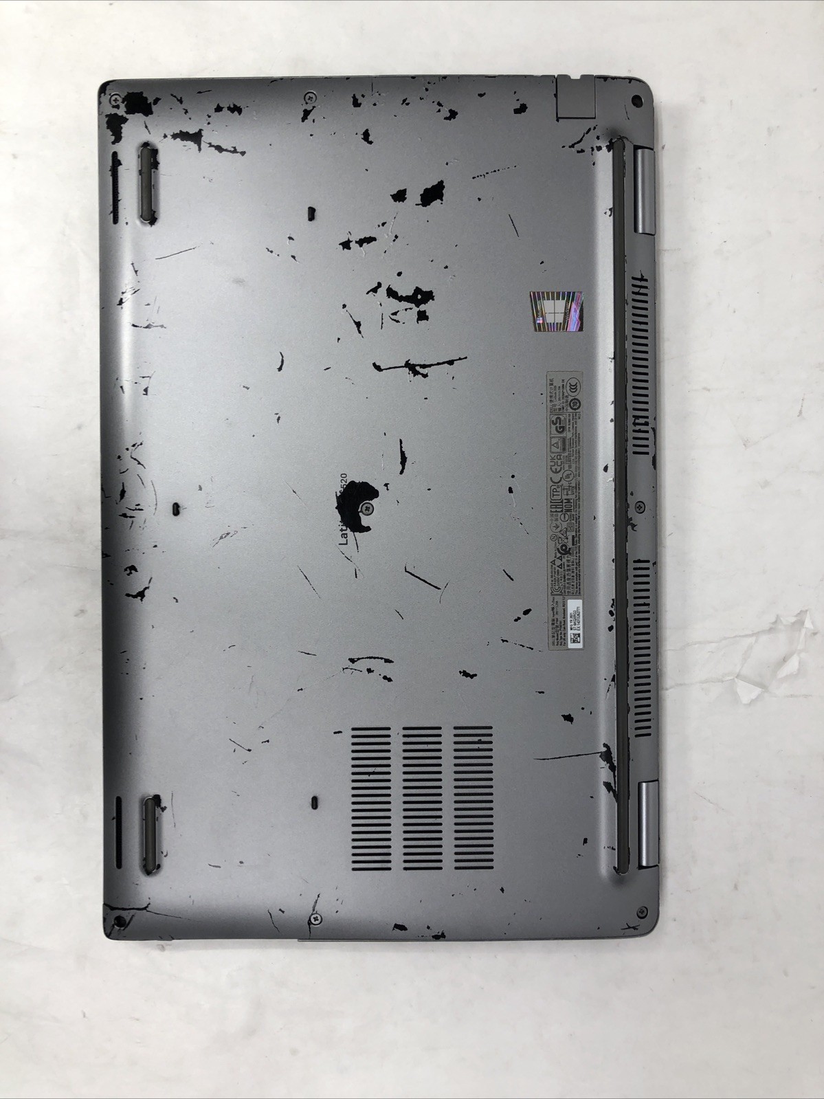 Dell Latitude 5520, Intel Core i7-1185G7 @3.00Ghz, NO RAM, NO SSD/OS, FOR PARTS