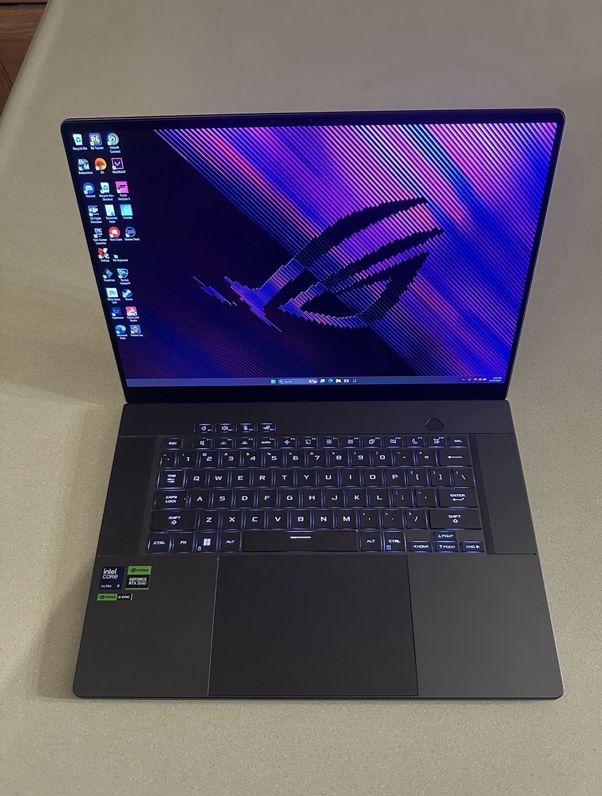 ASUS – ROG Zephyrus G16 16″ OLED QHD 240Hz Gaming Laptop