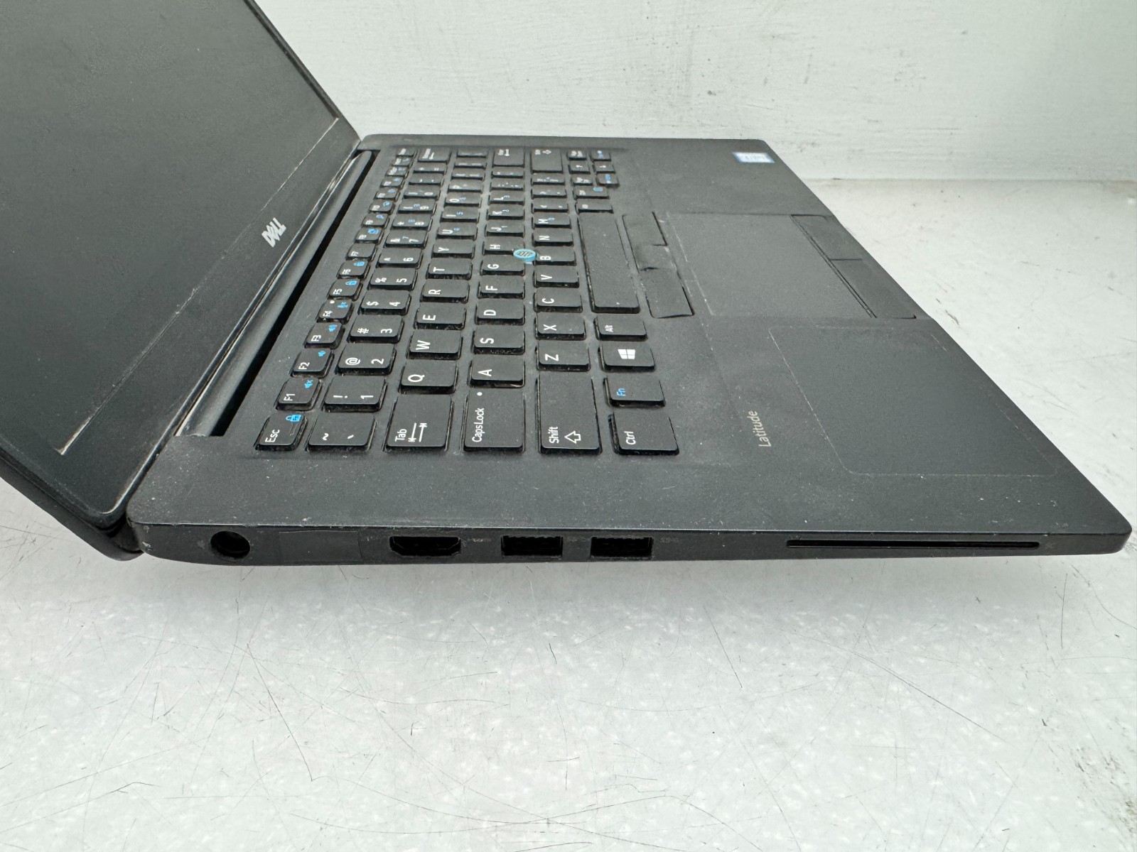 Dell Latitude 7480 14″ FHD i7-7600U@2.80GHz 16GB RAM 256 SSD Windows 11 *Read**