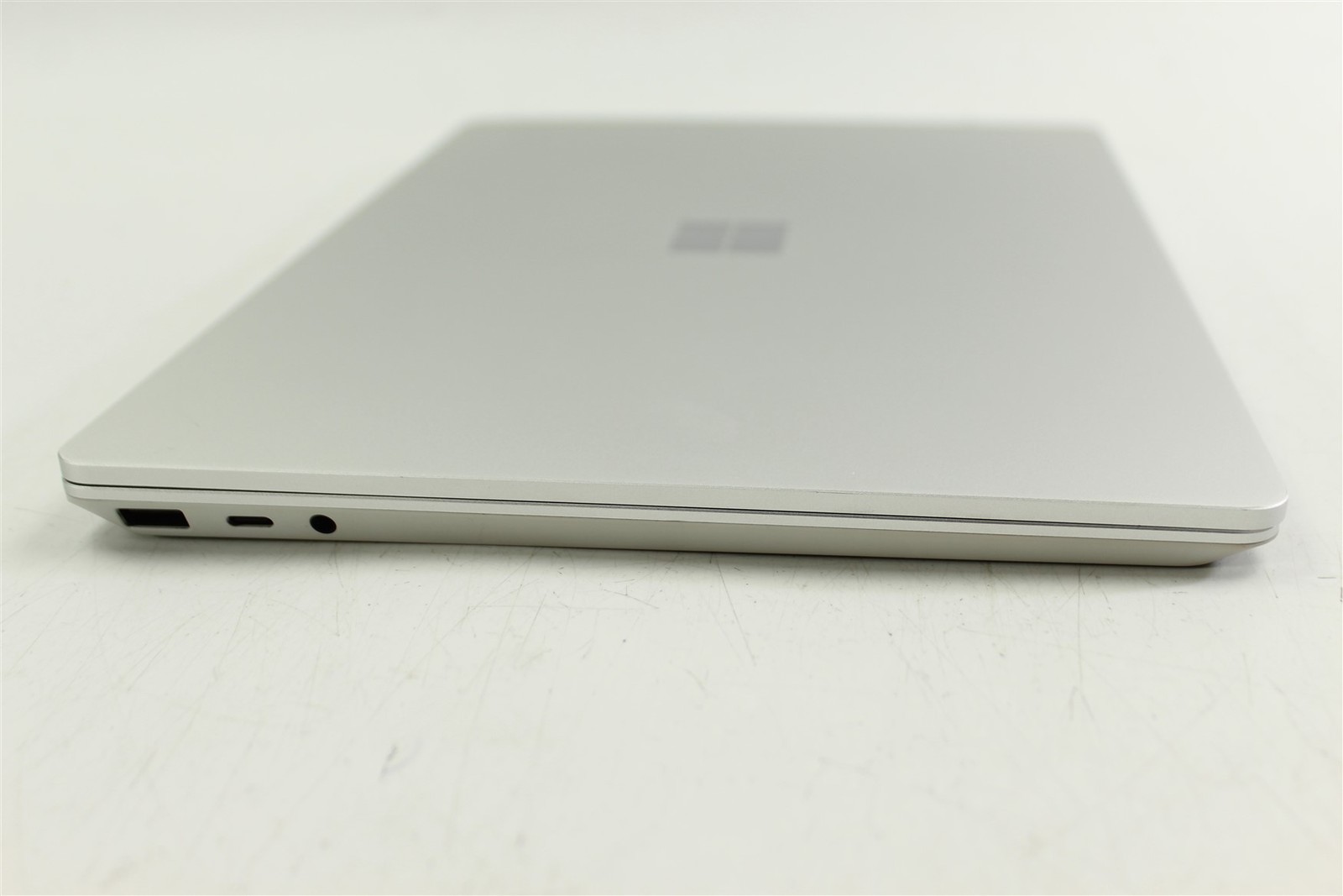 Microsoft Surface Laptop Go 2 2013 12.4″ i5-1135G7 256GB SSD 16GB RAM W11H