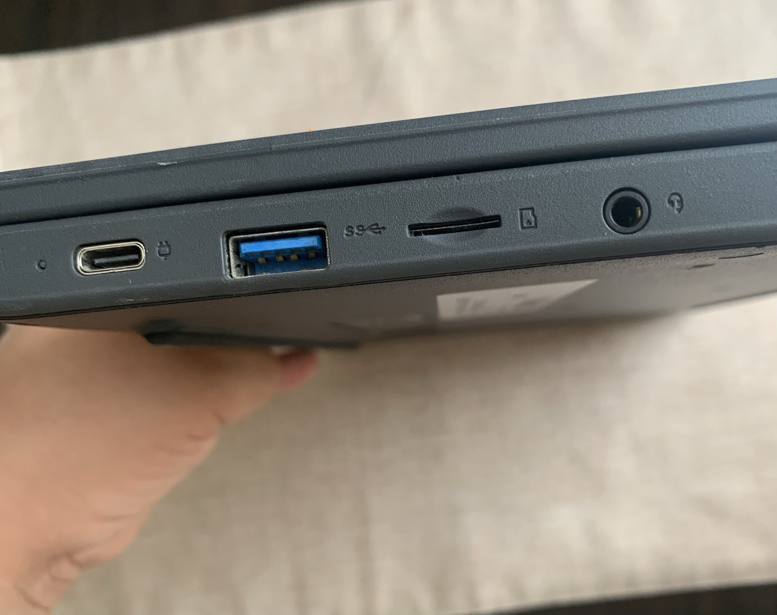 Laptop Lenovo 100e Gen 2 AST Chromebook 4GB 32GB WiFi Tested w/ Charger