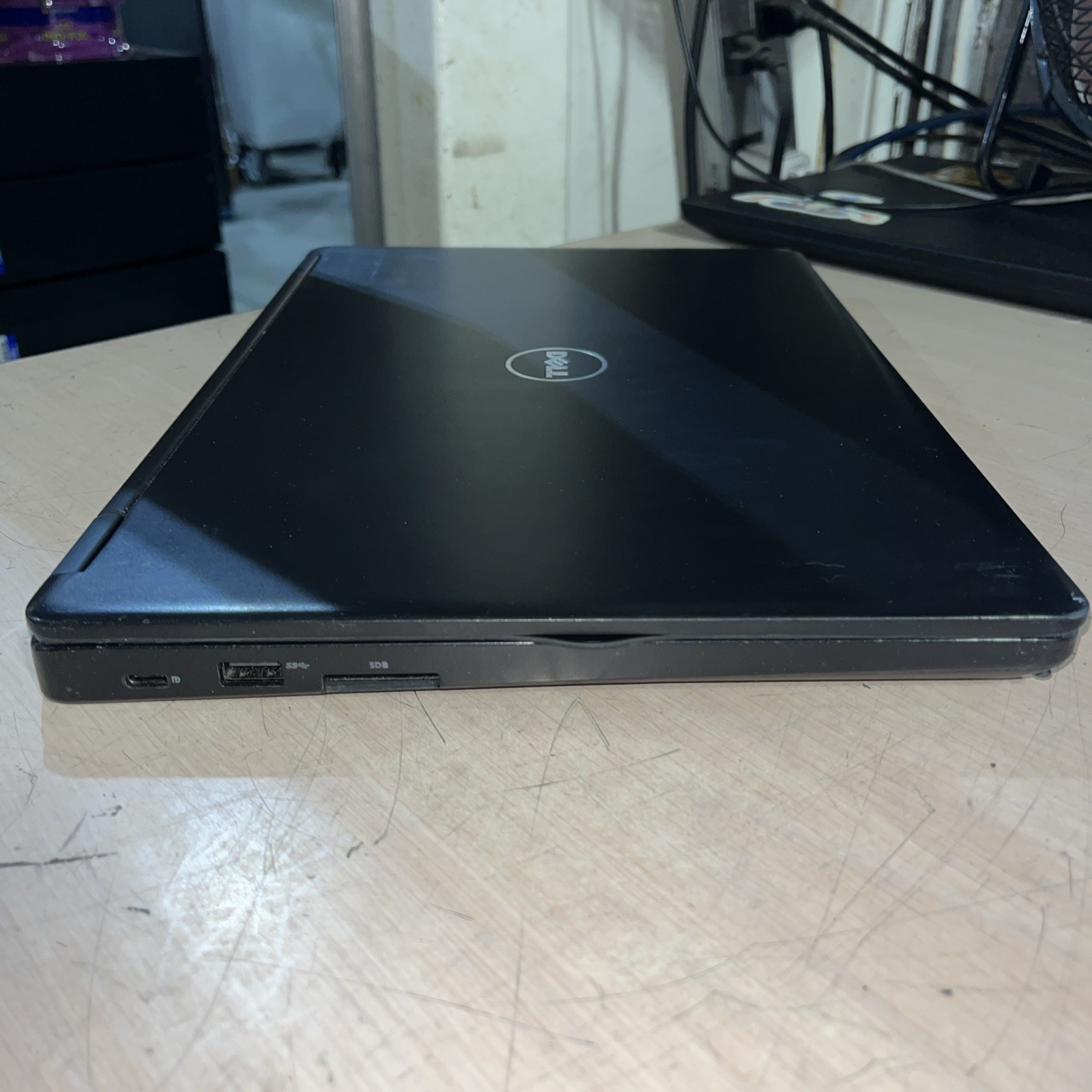 DELL LATITUDE 5480 INTEL CORE I5 7TH GEN 8GB RAM NO HD