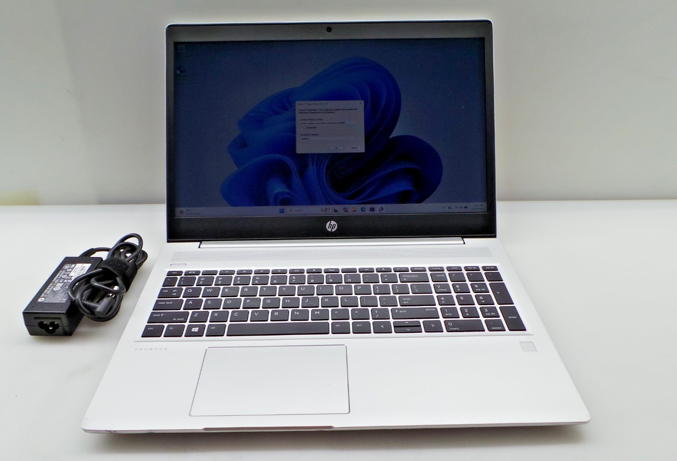 HP ProBook 455 G6 | 15.6″ | AMD Ryzen 5 2500U | 8GB RAM 256GB NVMe | WIN 11 PRO
