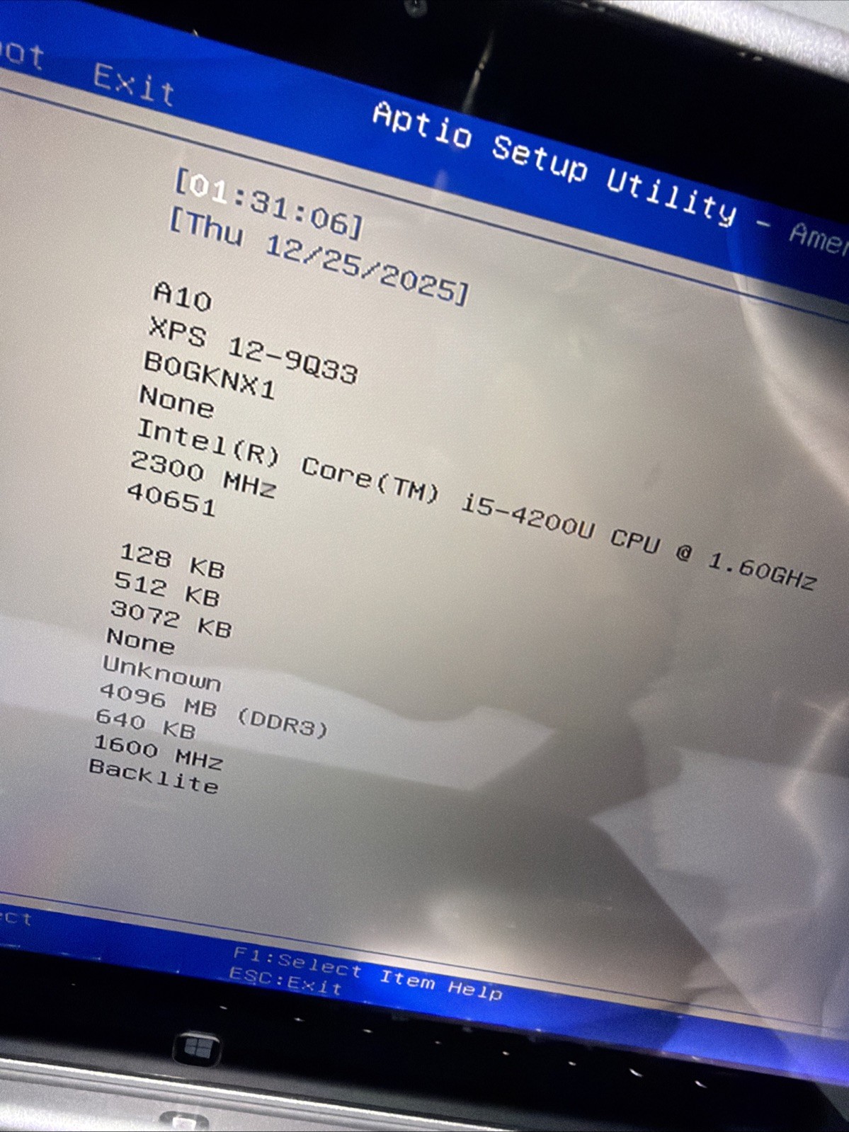 Dell XPS 12-9Q33 Laptop i5-4200u 4gb Ram No Drives Boots Bios Water DMG