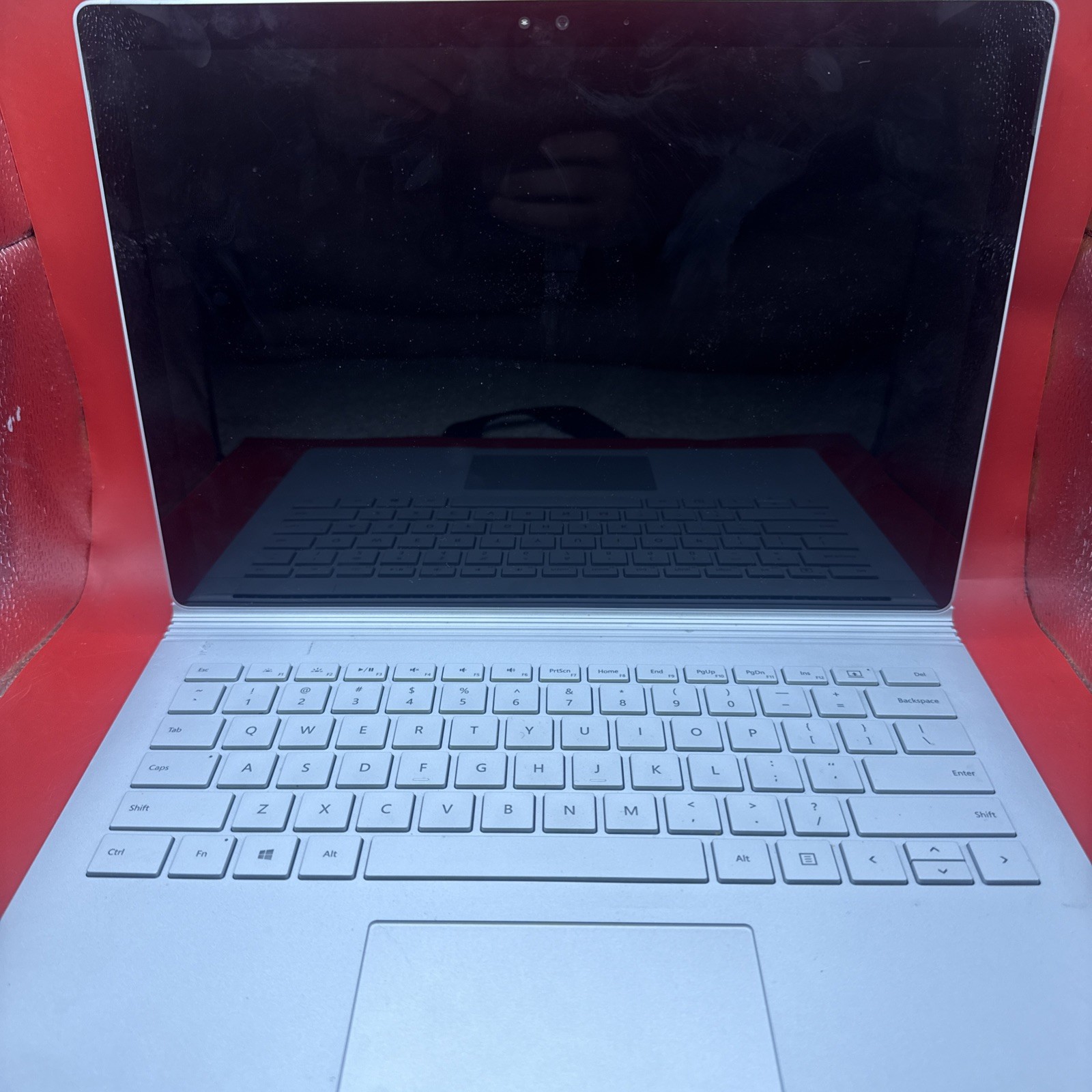 Microsoft Surface Book 1703 i5 13.5″ 128gb 8gb For Parts Only