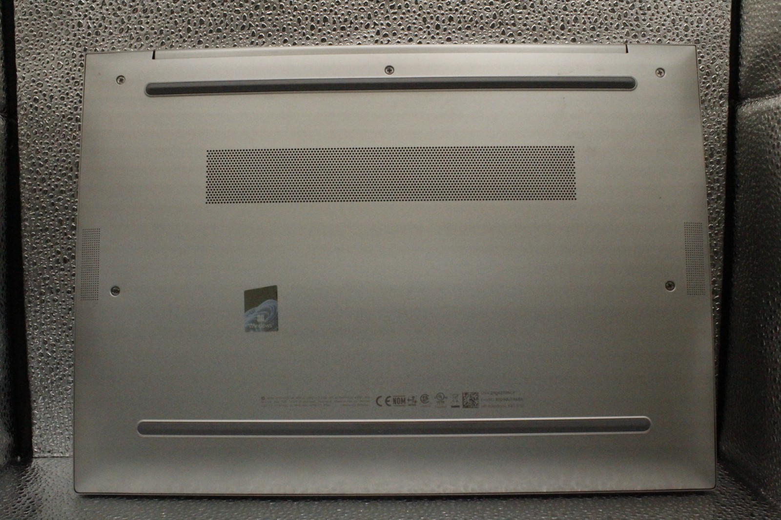 HP EliteBook 840 G10 14.0″ Intel i5-1340P 16GB DDR5 512GB NVMe Windows 11 Pro