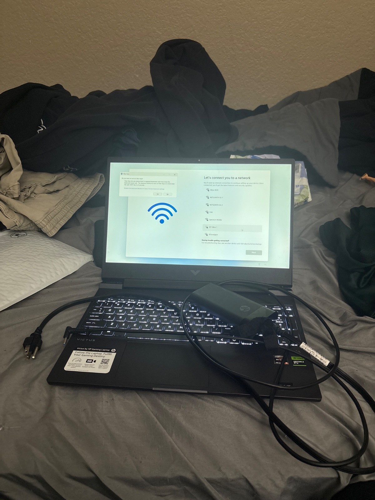 HP Victus 15.6″ (512GB SSD, AMD Ryzen 5 7000 Series, 4.55 GHz, 8GB) Gaming…