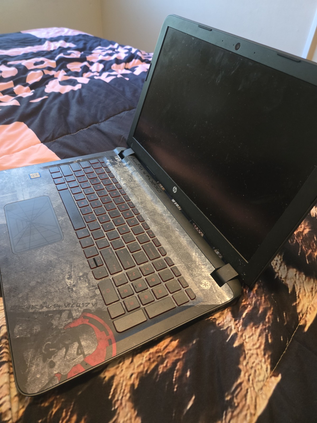HP Pavilion Gaming 15.6″ i5 8GB 256GB SSD GTX 1050 Laptop + Charger