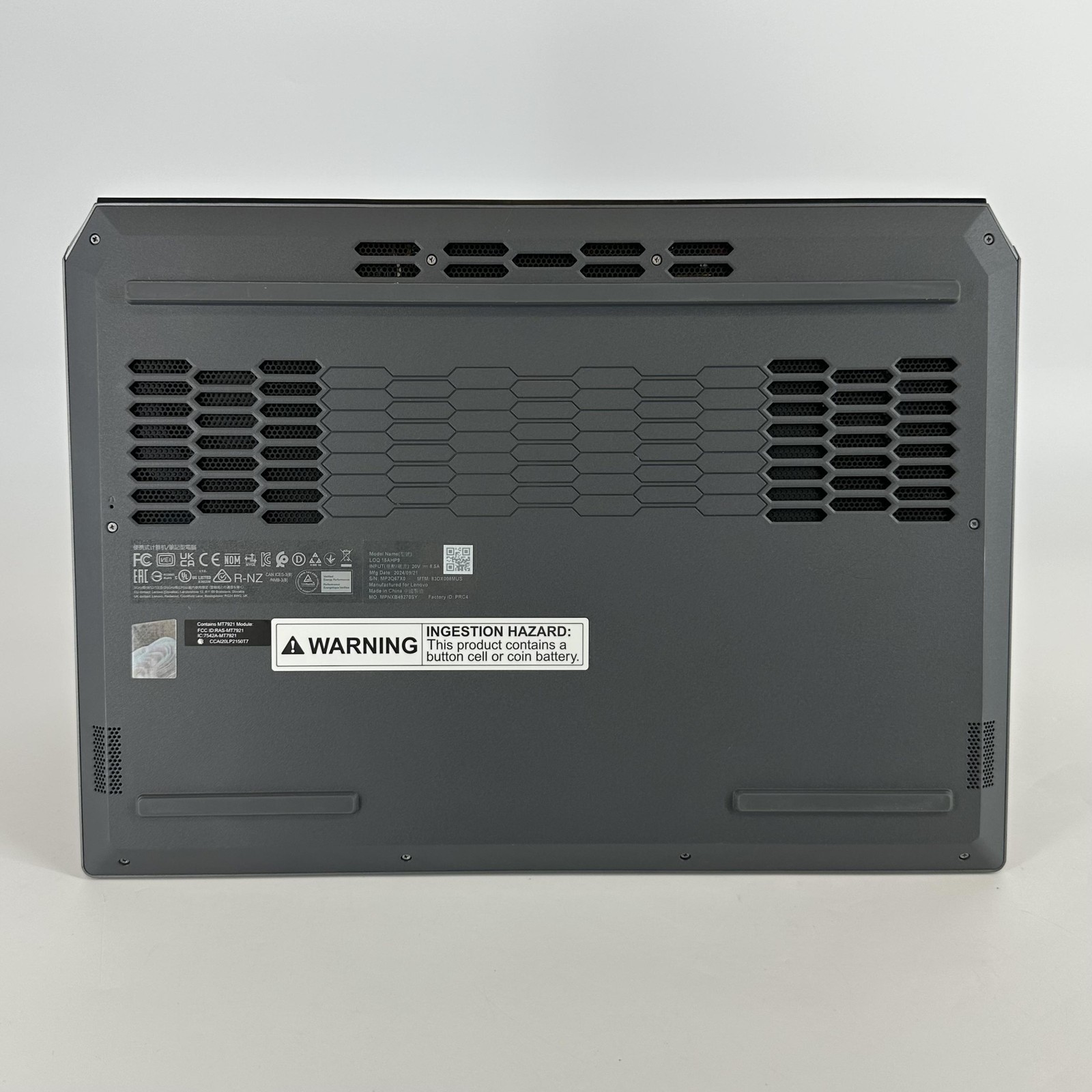Lenovo LOQ 15 144Hz FHD 3.8 GHz Ryzen 7 8845HS 16GB 1TB SSD RTX 4050 Very Good