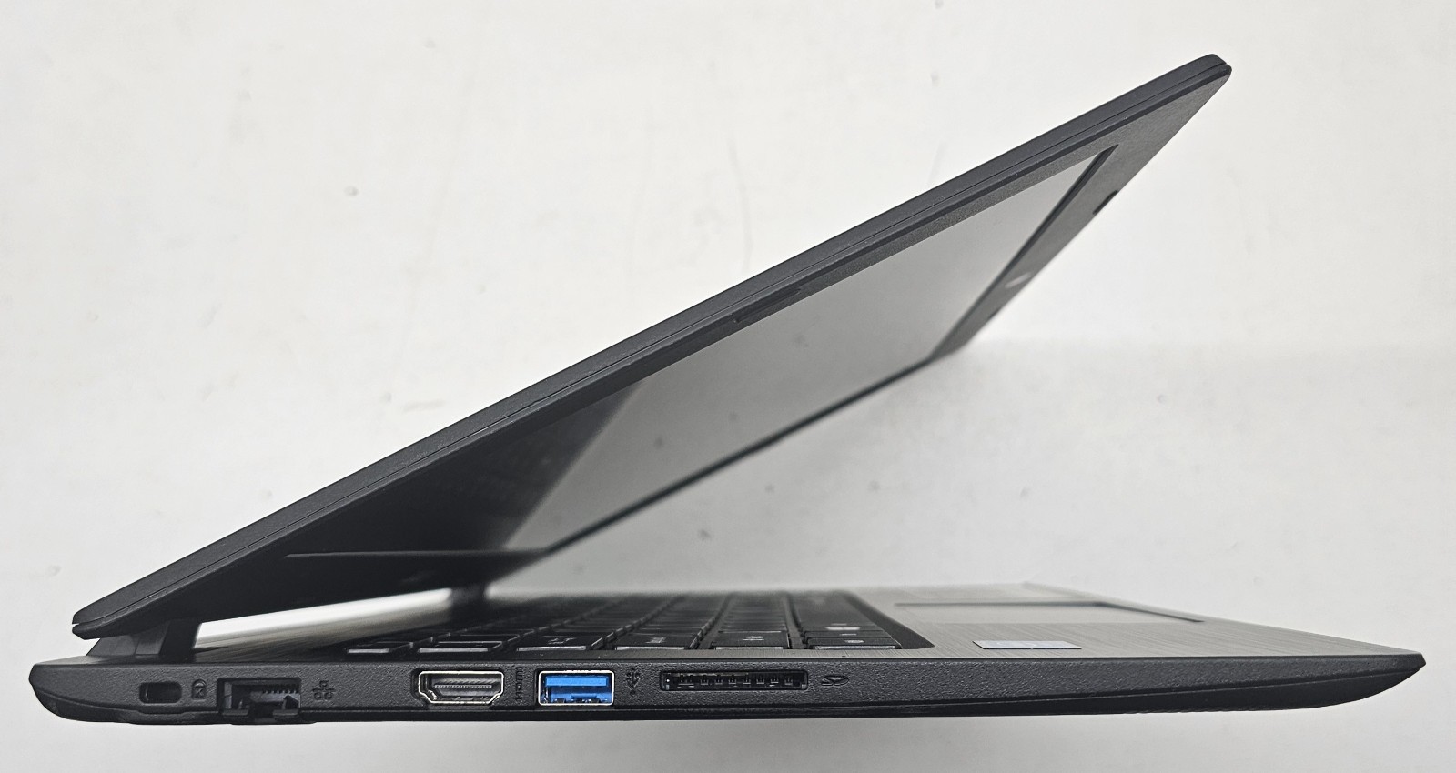 Acer Aspire 1 A114-31 Laptop Intel Celeron N3450 4GB Ram 32GB eMMC No OS (FL)