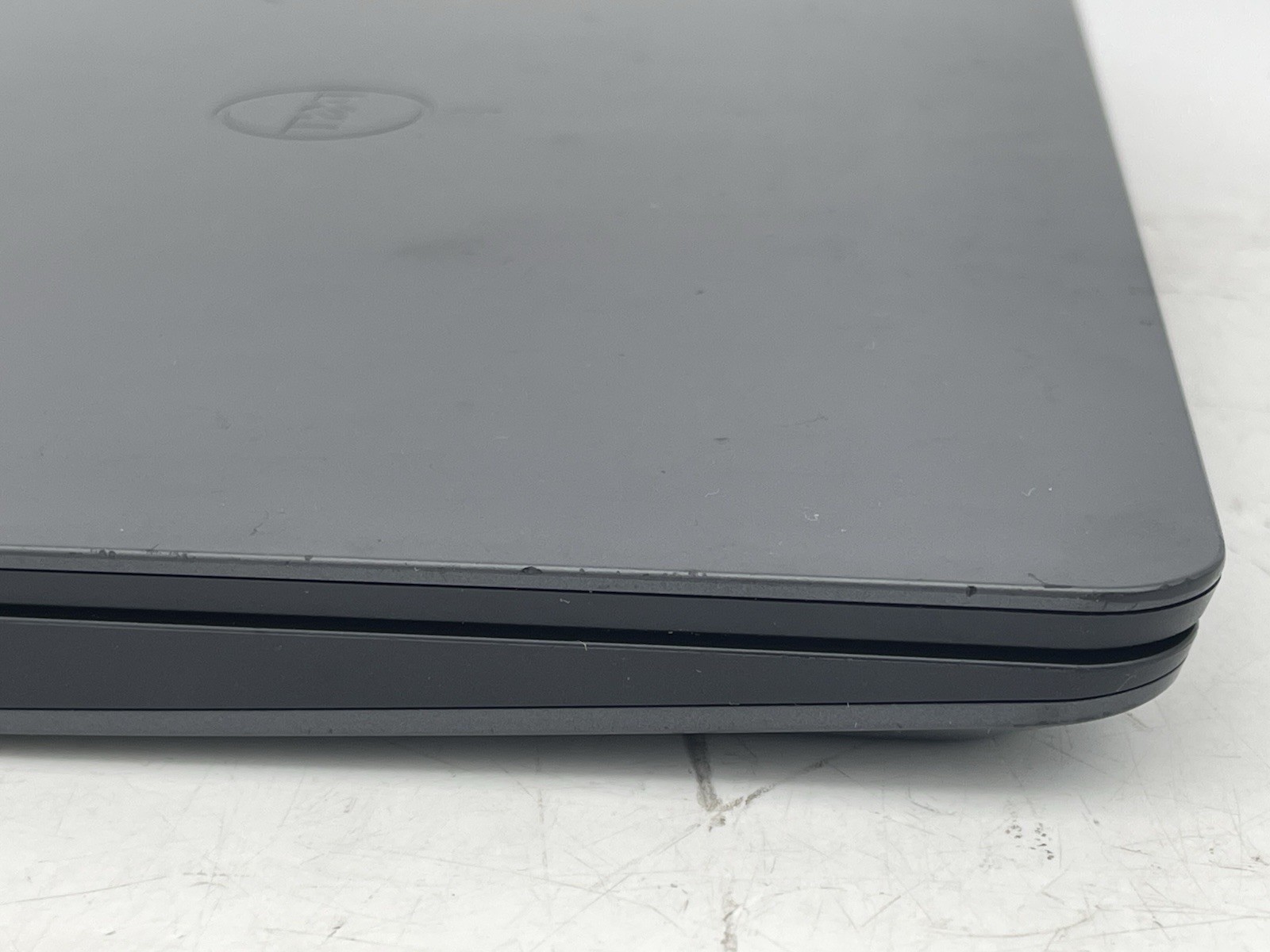 Dell Latitude 3450 14″ Laptop w/ i3-5005U 2.00GHz CPU 4GB DDR3L RAM No HDD