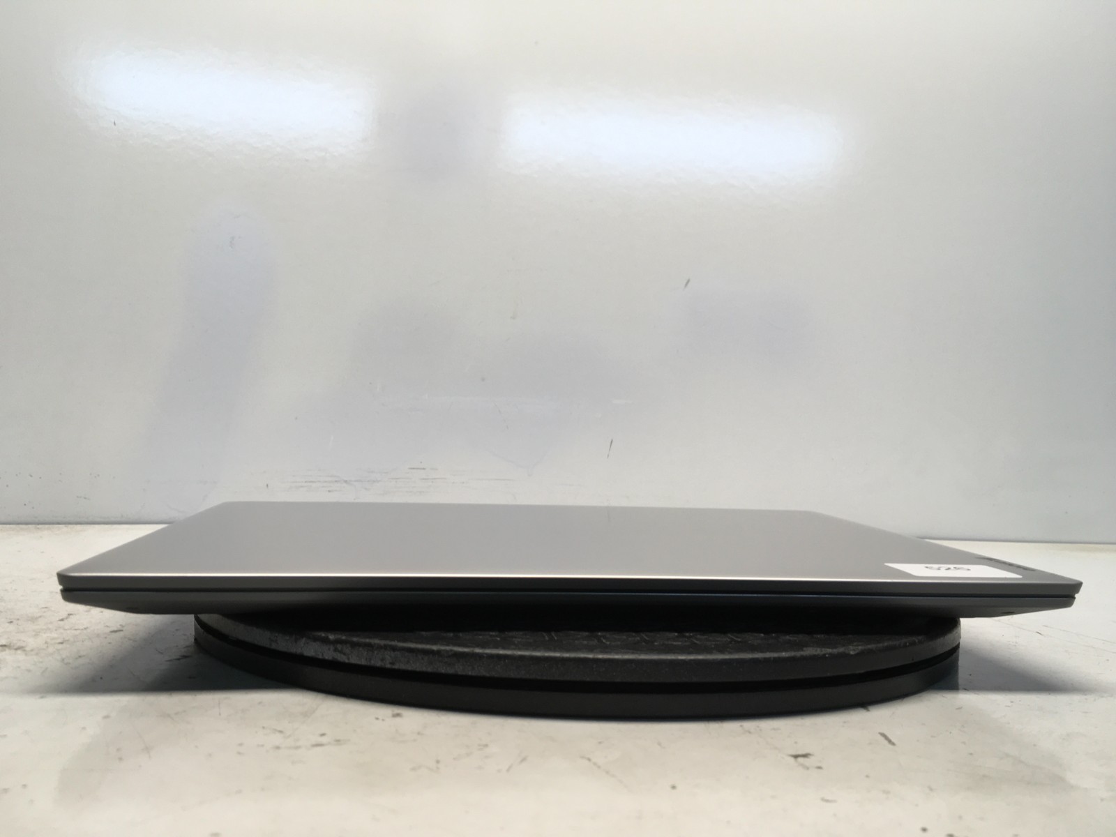 Lenovo IdeaPad Slim 1-14AST-05 AMD A6-9220E 1.6GHz 4 GB 64GB eMMC