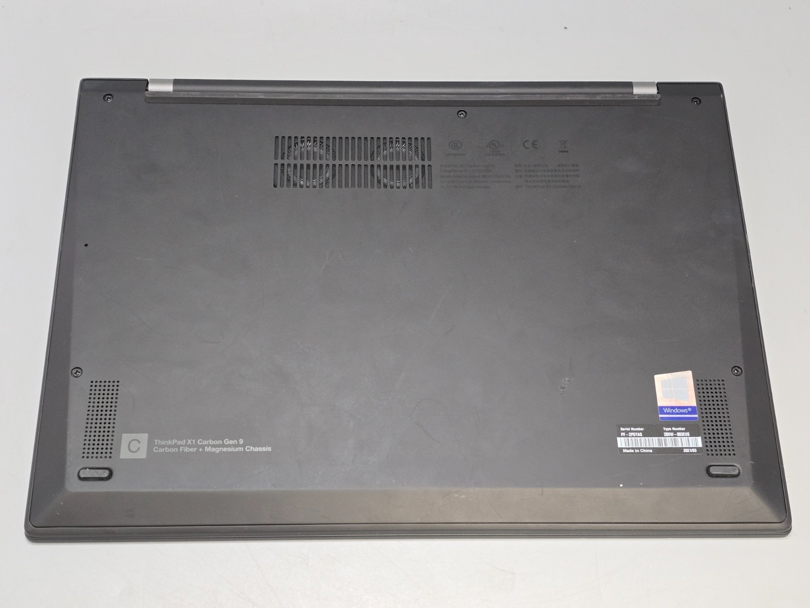 Lenovo ThinkPad X1 Carbon 9th Gen Core i5-1135G7 8GB RAM NO SSD *READ!!**