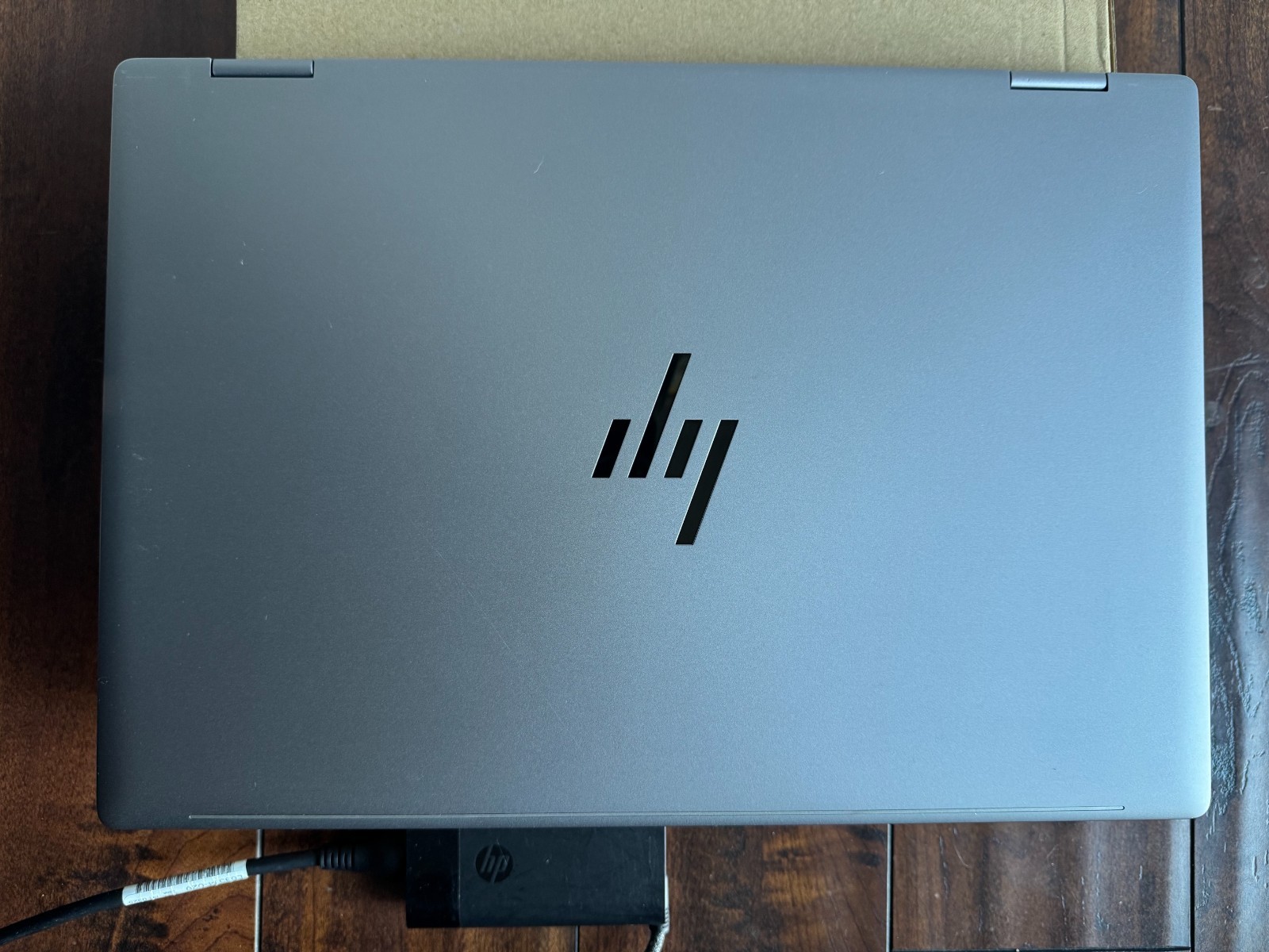 HP Envy x360 2-in-1 16-ad0023dx 16″ WUXGA Touch Ryzen 7 8840HS 16GB 1TB SSD