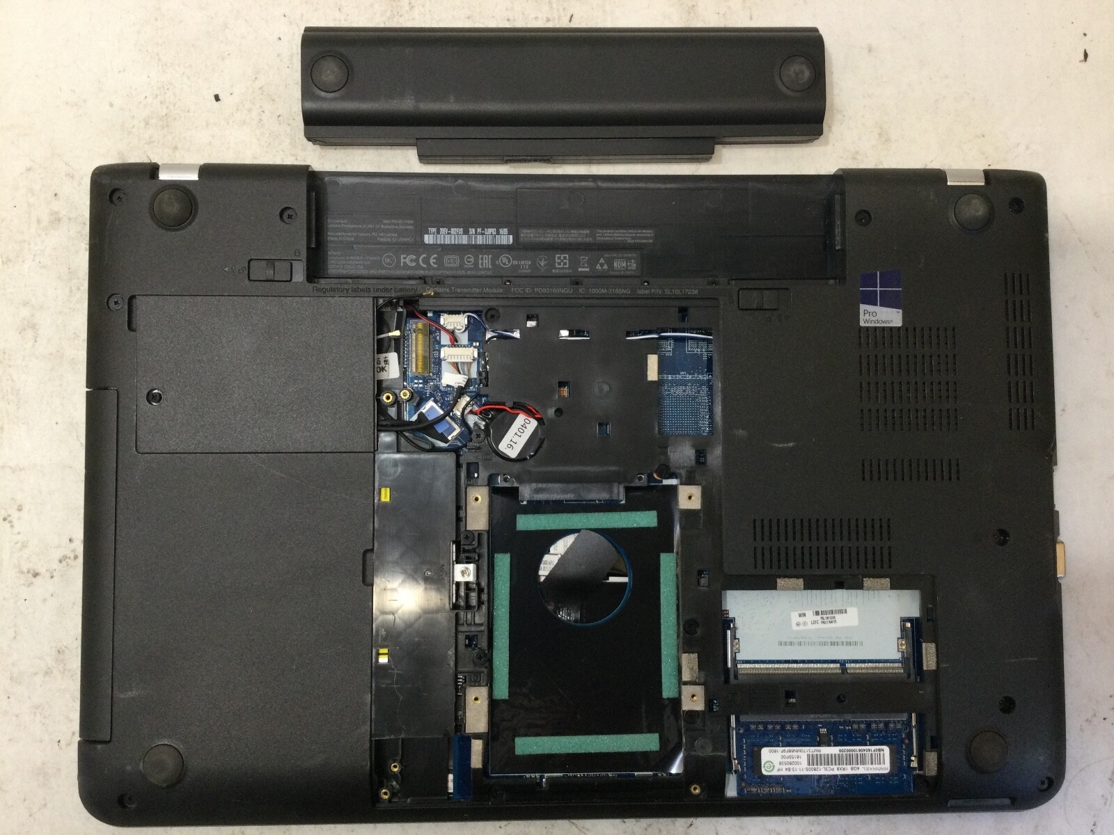 LENOVO THINKPAD E560 – FOR PARTS – INTEL CORE I5 – 4GB RAM – READ DESCRIPTION-BB