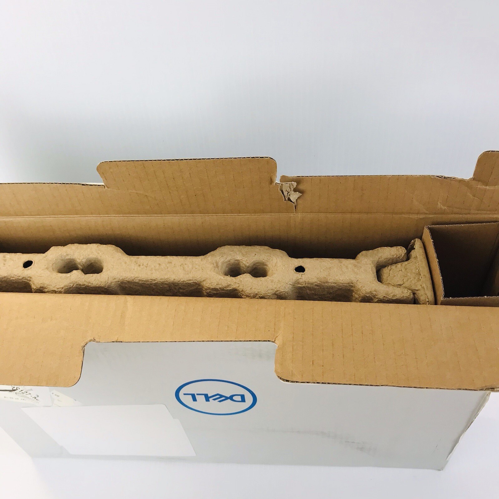 DELL Inspiron I3565-A453BLK-PUS LED LCD Screen 15.6″ 4GB RAM 500 GB Hard Drive