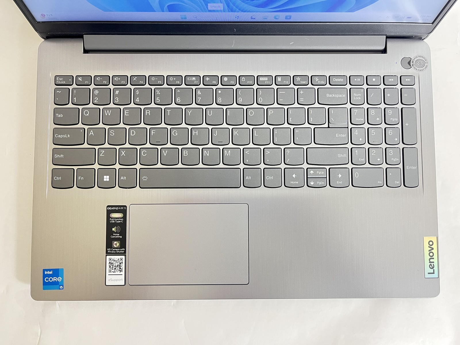 Lenovo IdeaPad 3 15IAU7 15.6IN i5-1235U 8GB 256GB SSD W11