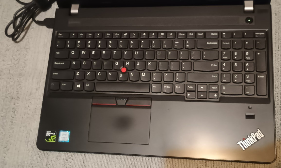 Lenovo ThinkPad E570 i7-7500U 16GB RAM GTX 950M 250GB SSD 500GB HDD Win 11