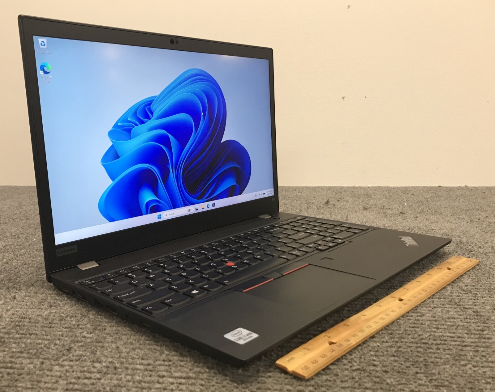 Lenovo ThinkPad T15 Gen 1 4K 15.6″ Laptop i7-10610U 16GB RAM 512GB NVMe