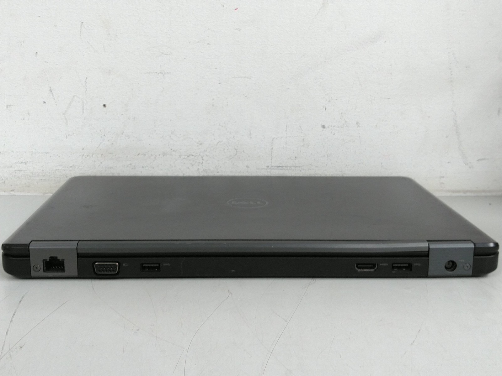 Dell latitude E5450 14” i3-5010U 2.1ghz 8gb ram 256gb ssd charger *READ 9HP7V32