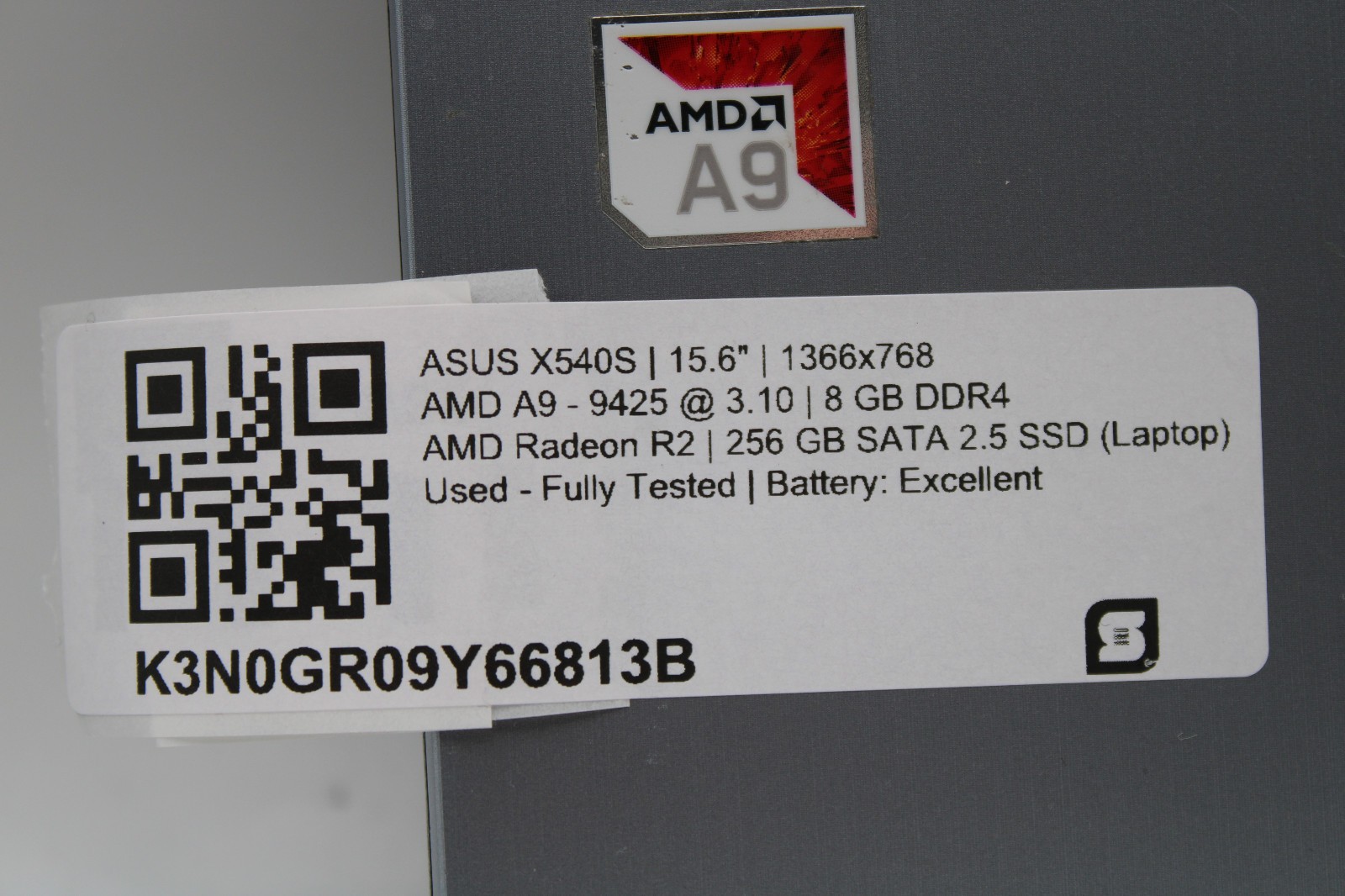 Asus Vivobook 15 X540B AMD A9 @ 3.1 GHz 8GB RAM 256GB SSD AMD Radeon No OS