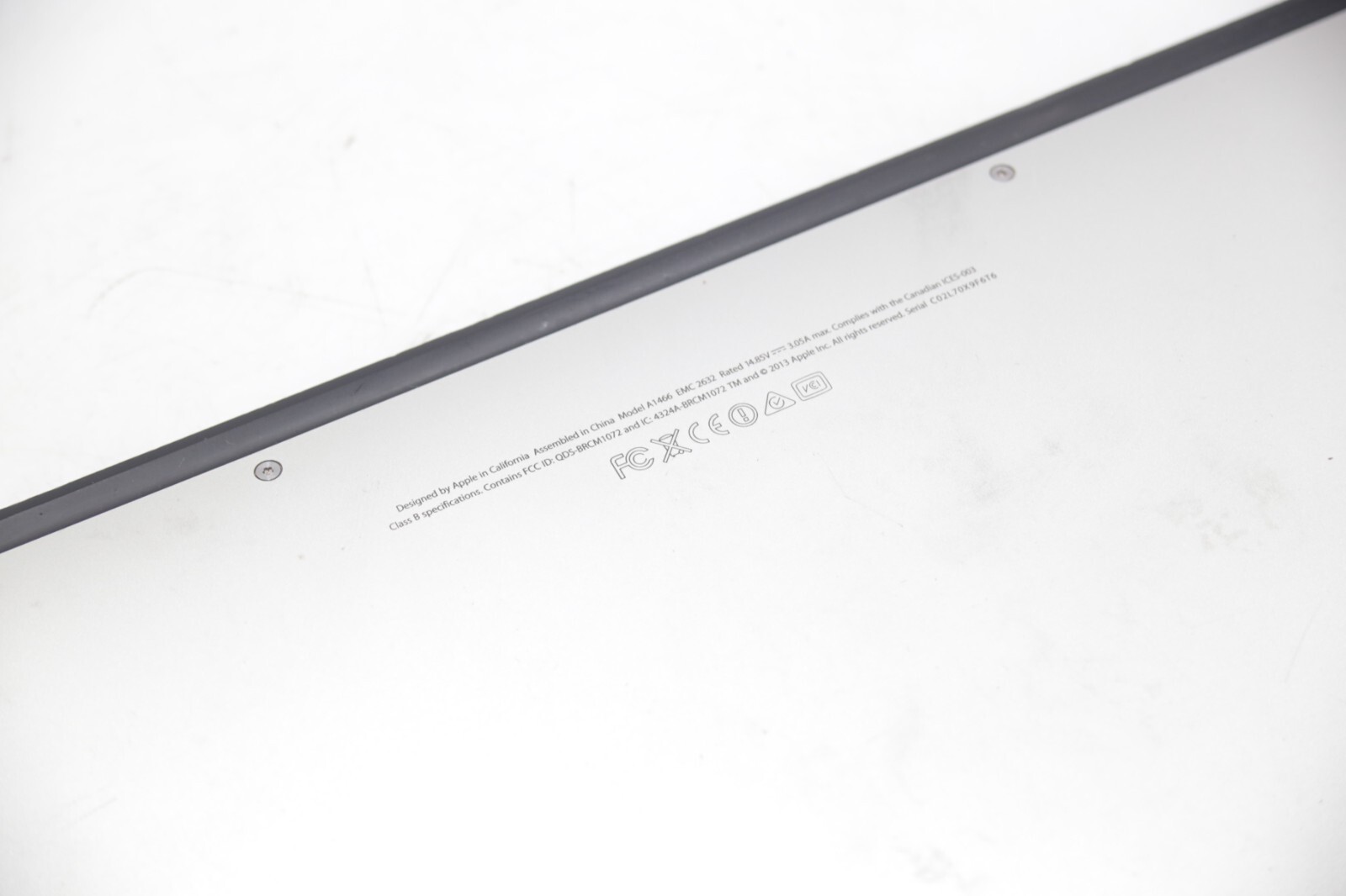Apple MacBook Air 2013 I7-4650U 1.7GHz 8gb RAM 13″ 120 SSD BAD BATTERY READ 028