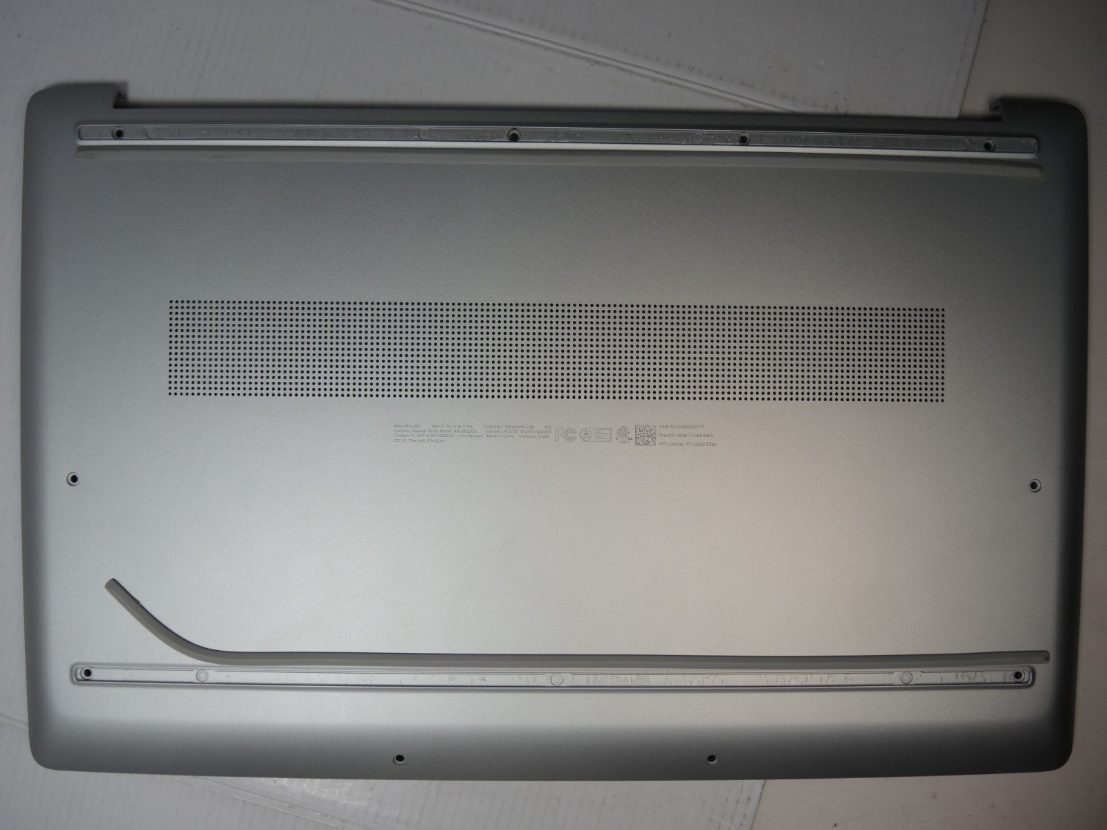 HP 17″ Laptop 17-cp2033dx | Ryzen 3 8GB | DEAD For Parts Repair “AS-IS” No SSD