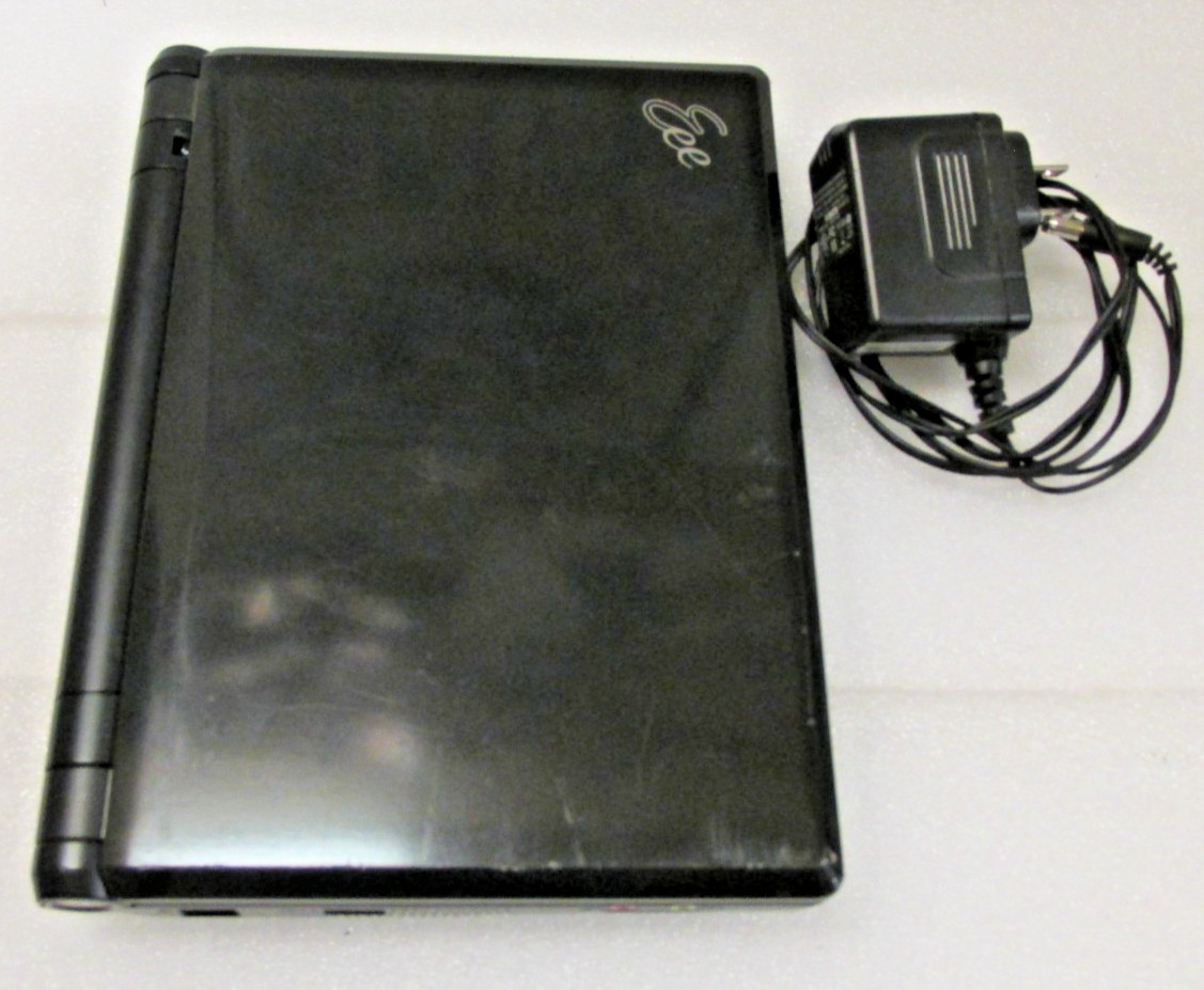 Asus Eee PC900HA Netbook- For parts / repair