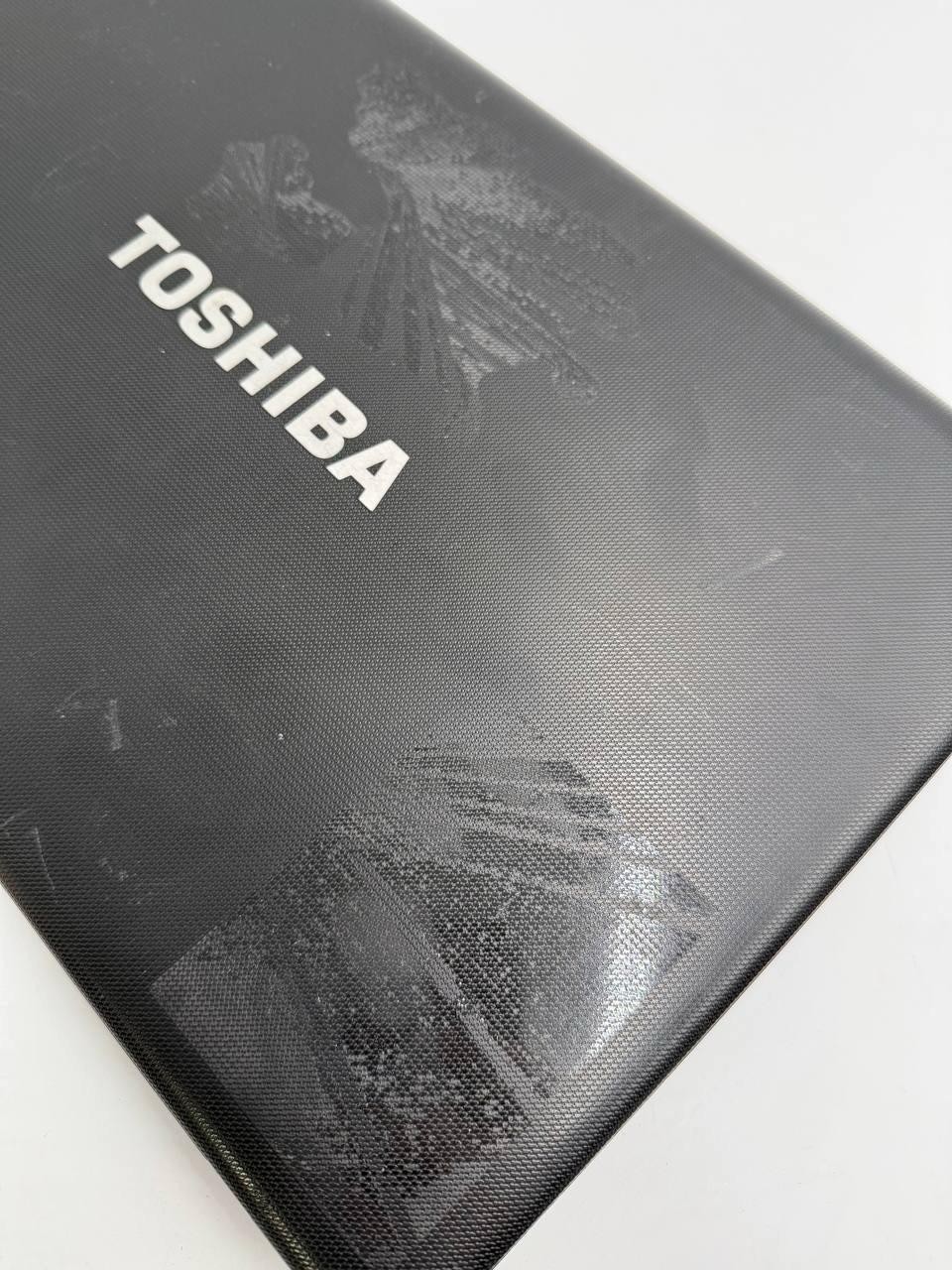 Toshiba Satellite C675-S7308 17.3” Laptop — Parts/Repair — Win 7 COA